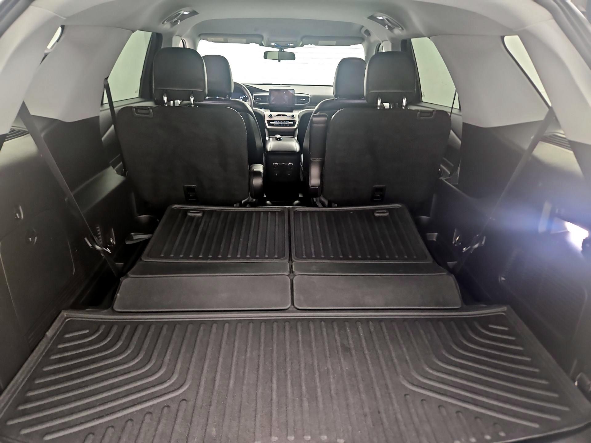 Thumbnail: 2020 Ford Explorer - 18
