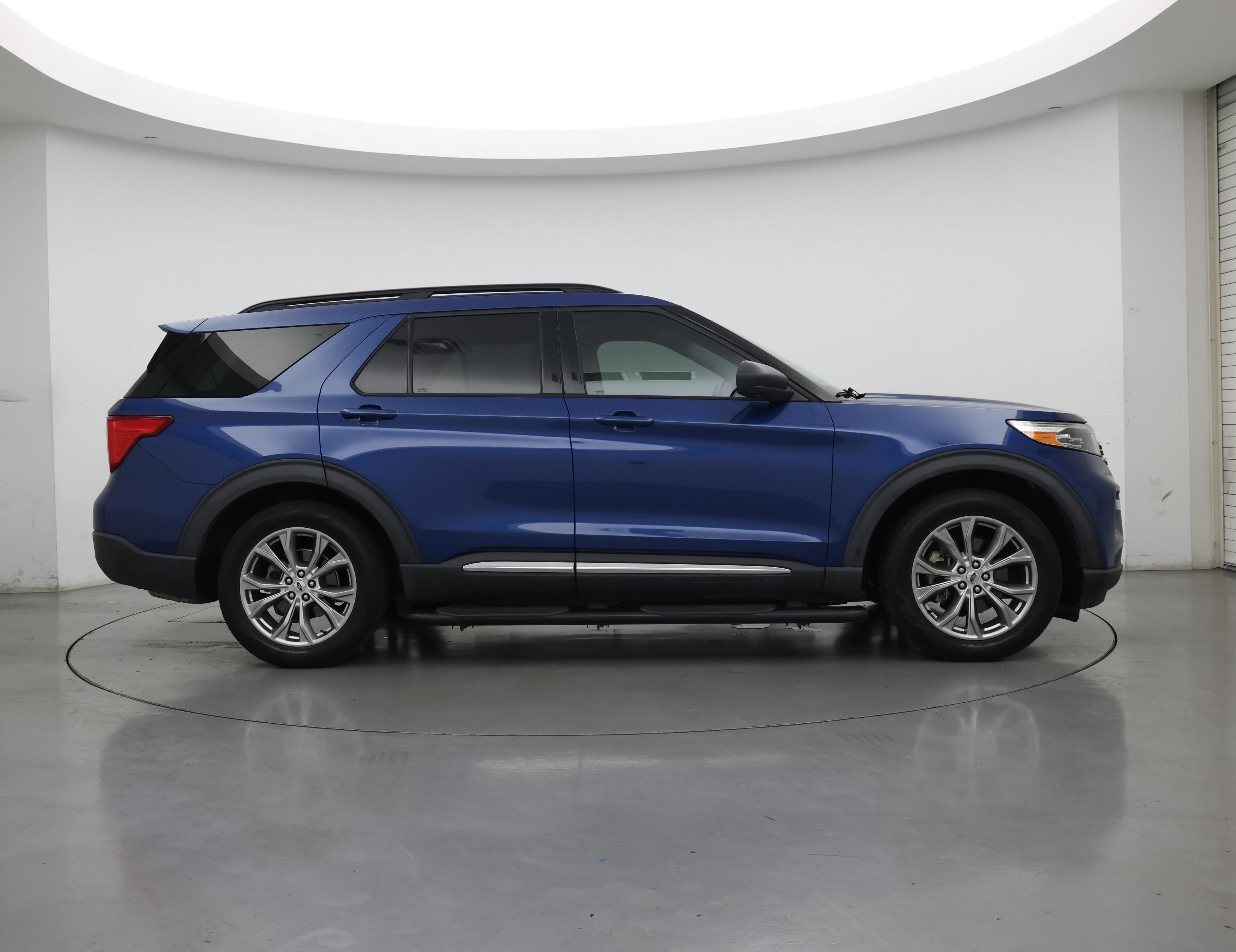 Thumbnail: 2020 Ford Explorer - 7