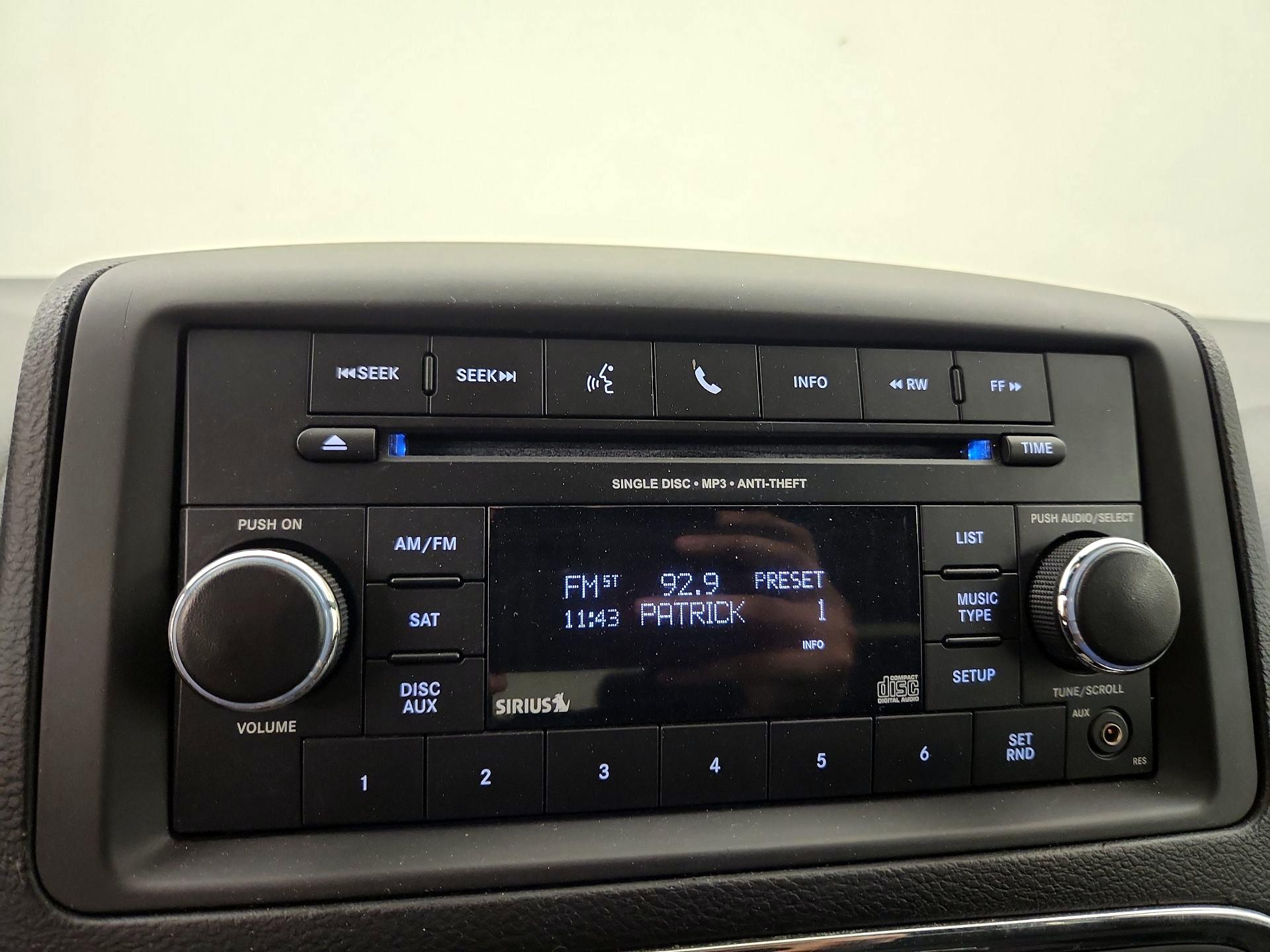 Thumbnail: 2016 Dodge Grand Caravan - 14