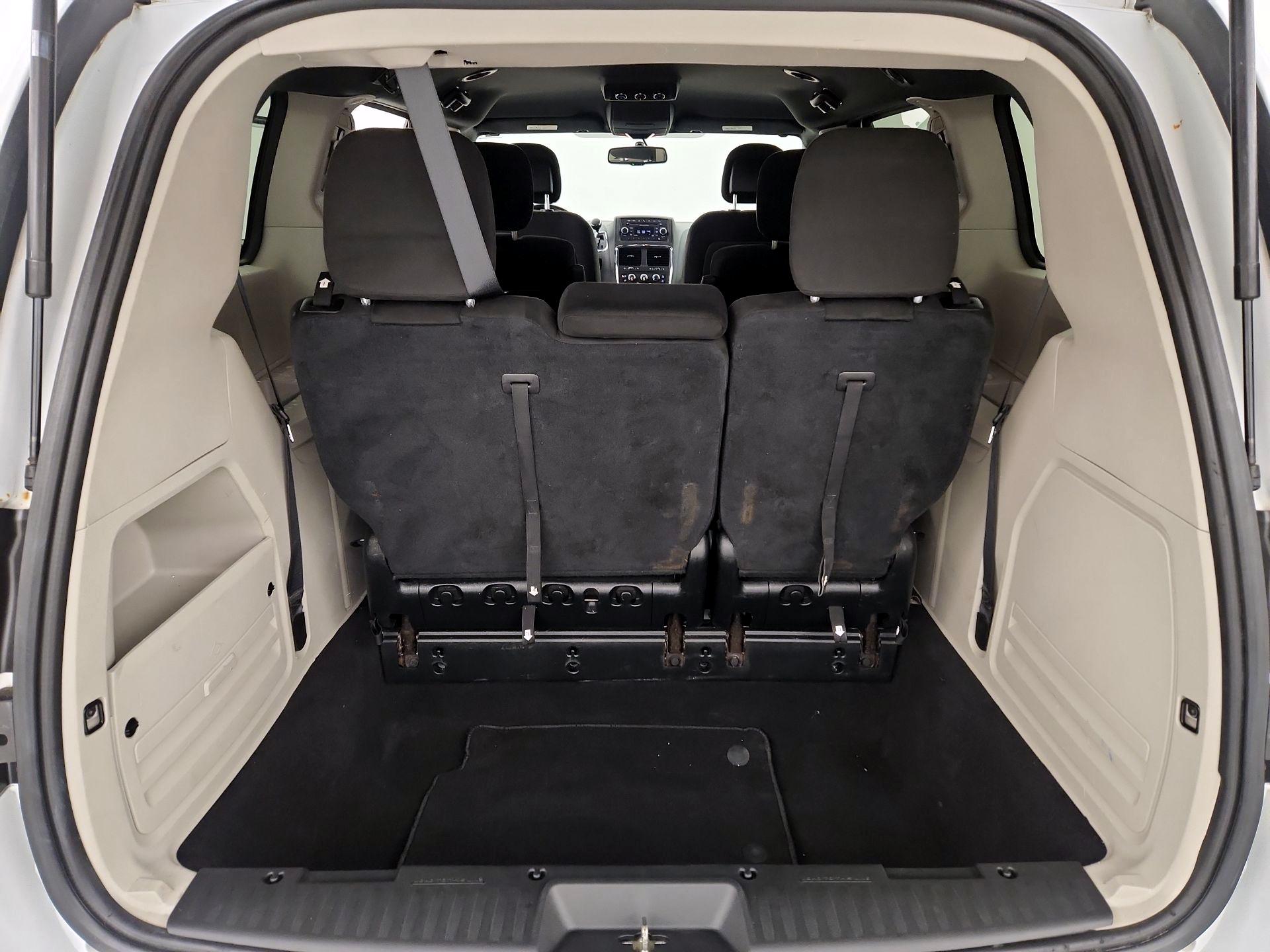 Thumbnail: 2016 Dodge Grand Caravan - 20