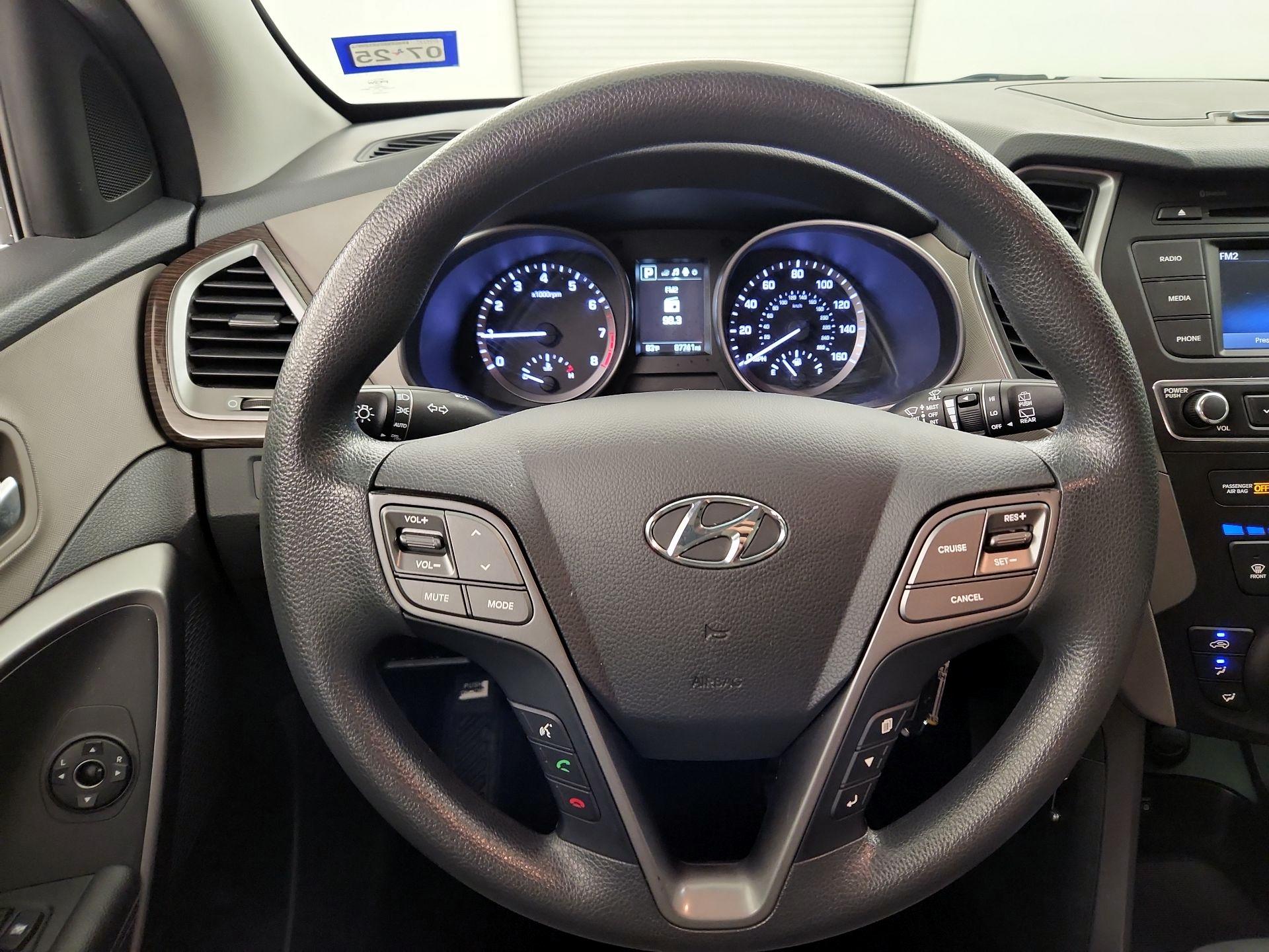Thumbnail: 2018 Hyundai Santa Fe - 10