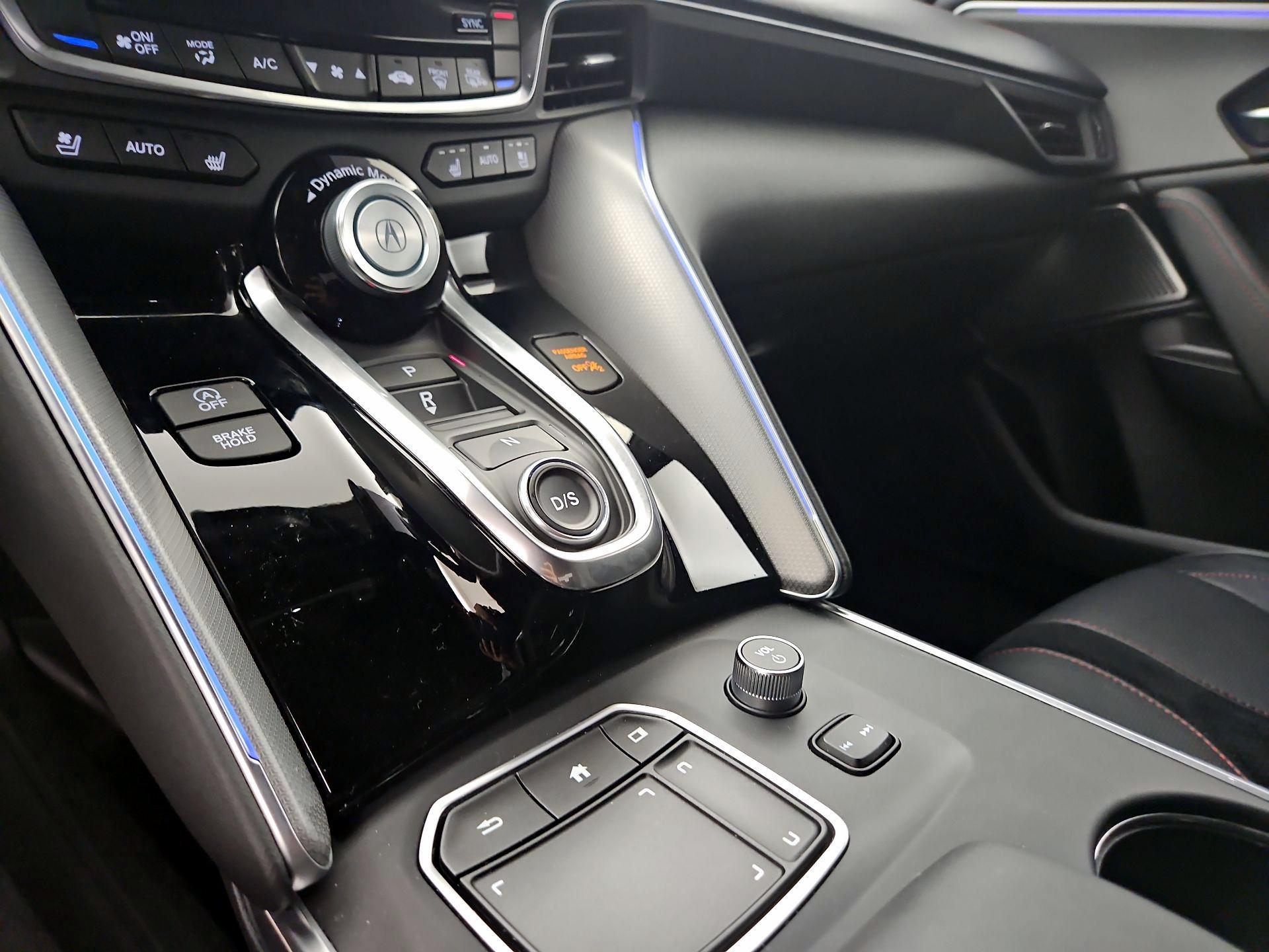 Thumbnail: 2022 Acura TLX - 18
