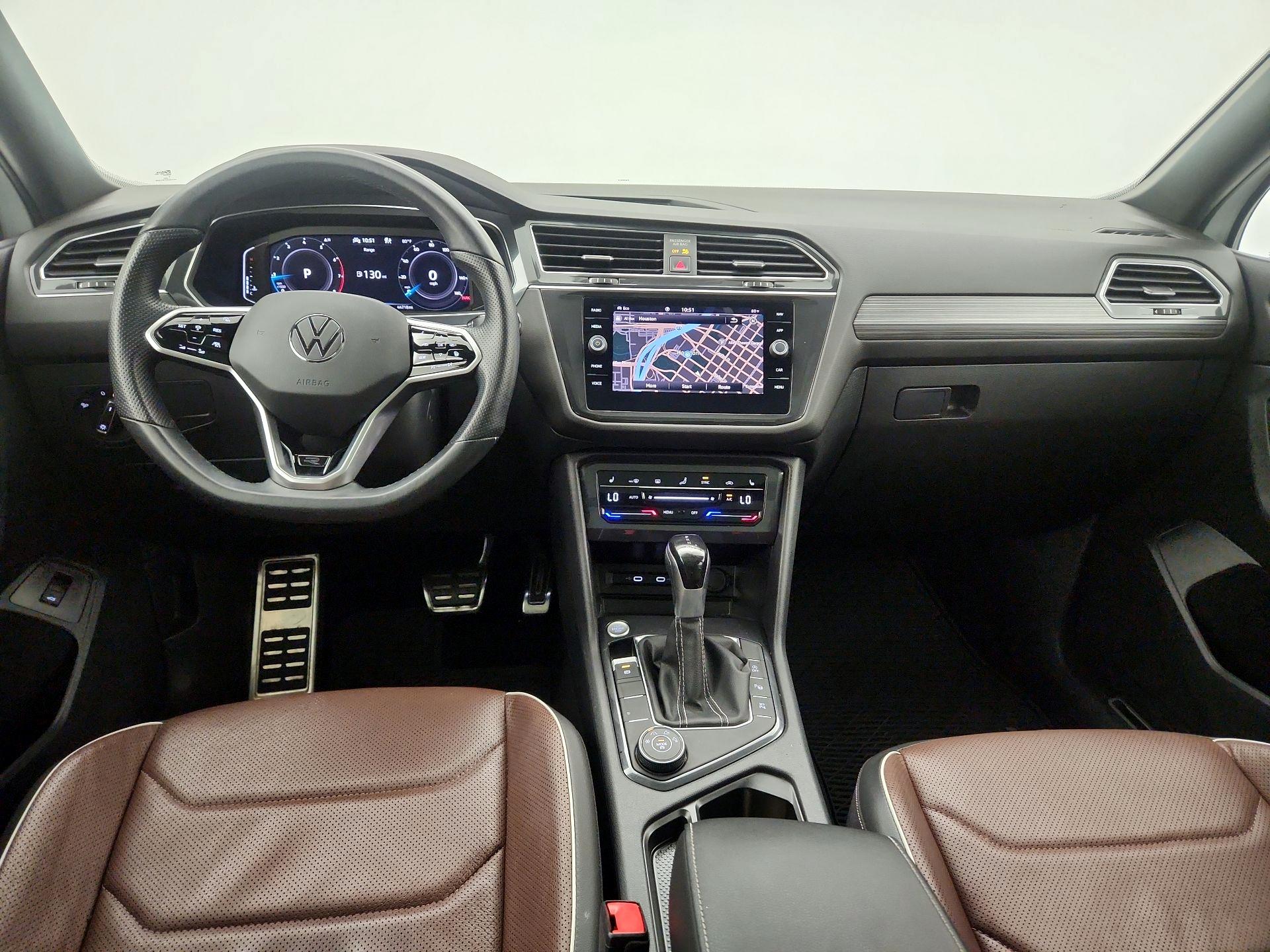 Thumbnail: 2022 Volkswagen Tiguan - 9