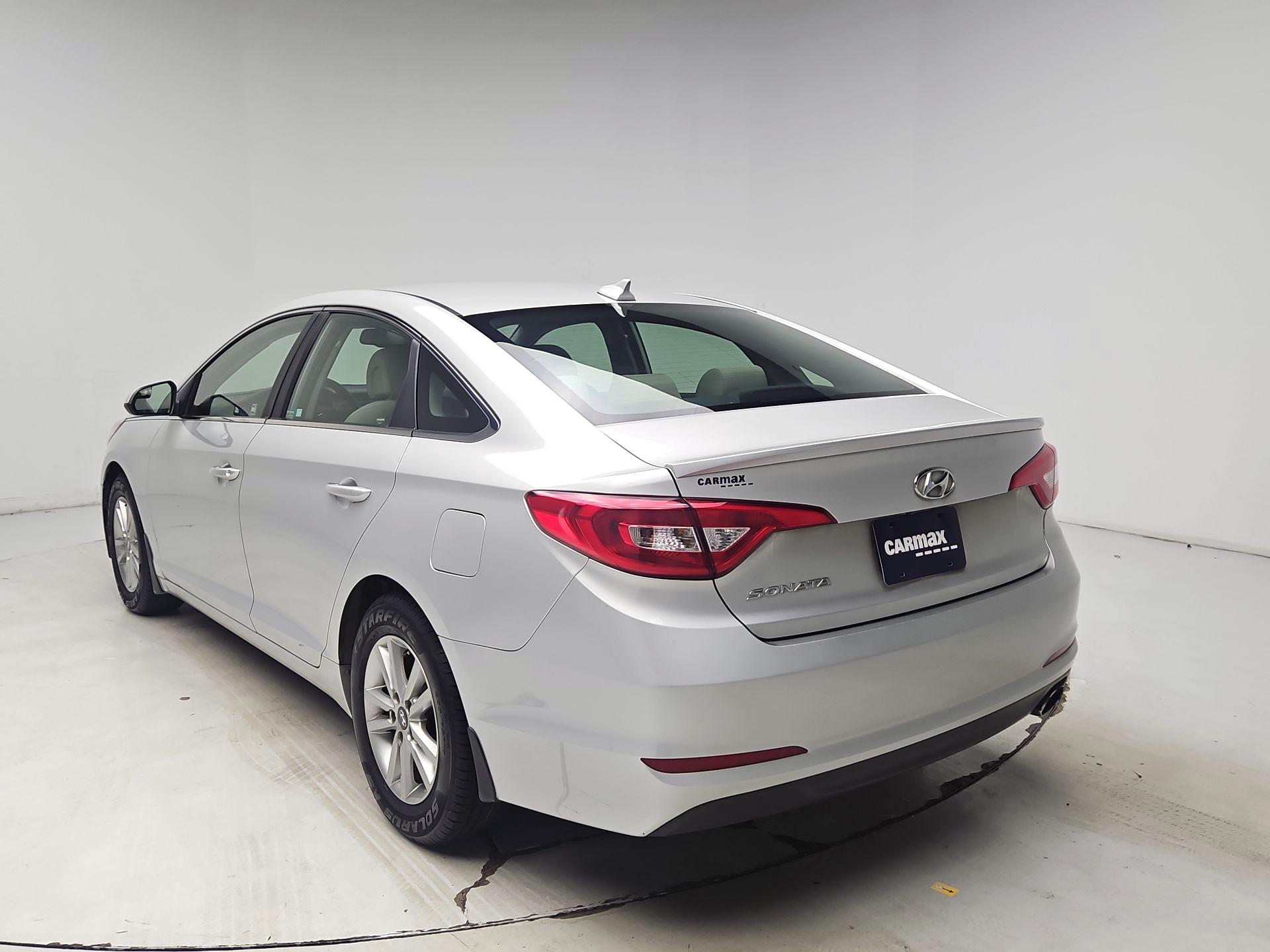 Thumbnail: 2015 Hyundai Sonata - 7