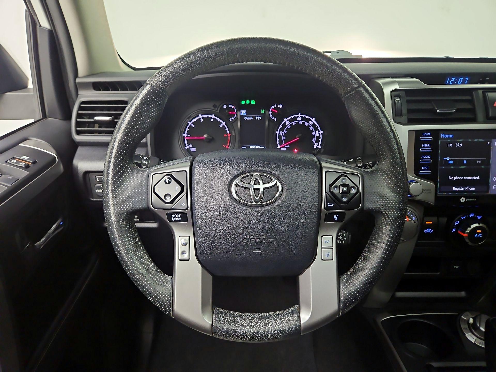Thumbnail: 2020 Toyota 4Runner - 10