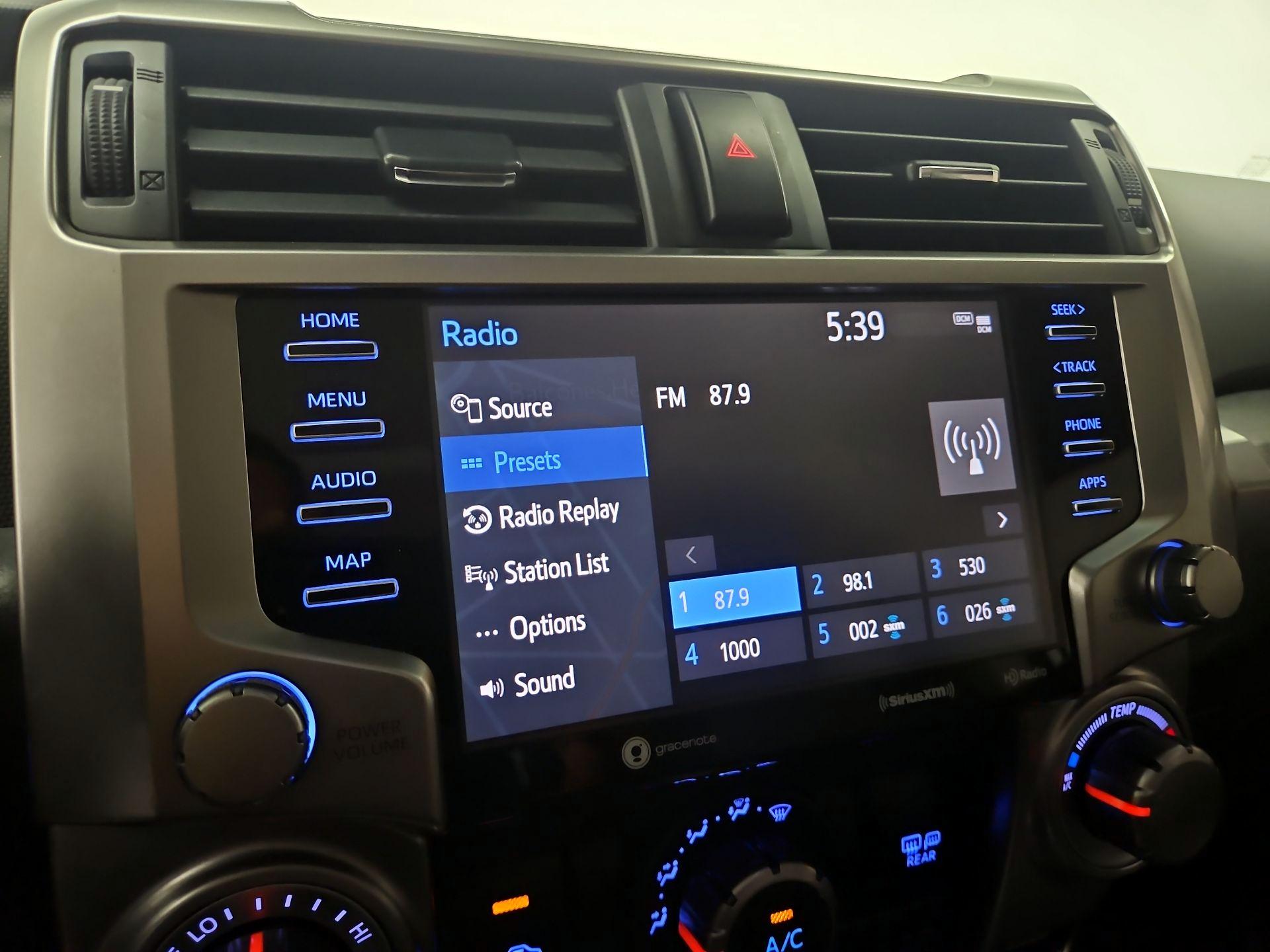 Thumbnail: 2020 Toyota 4Runner - 16