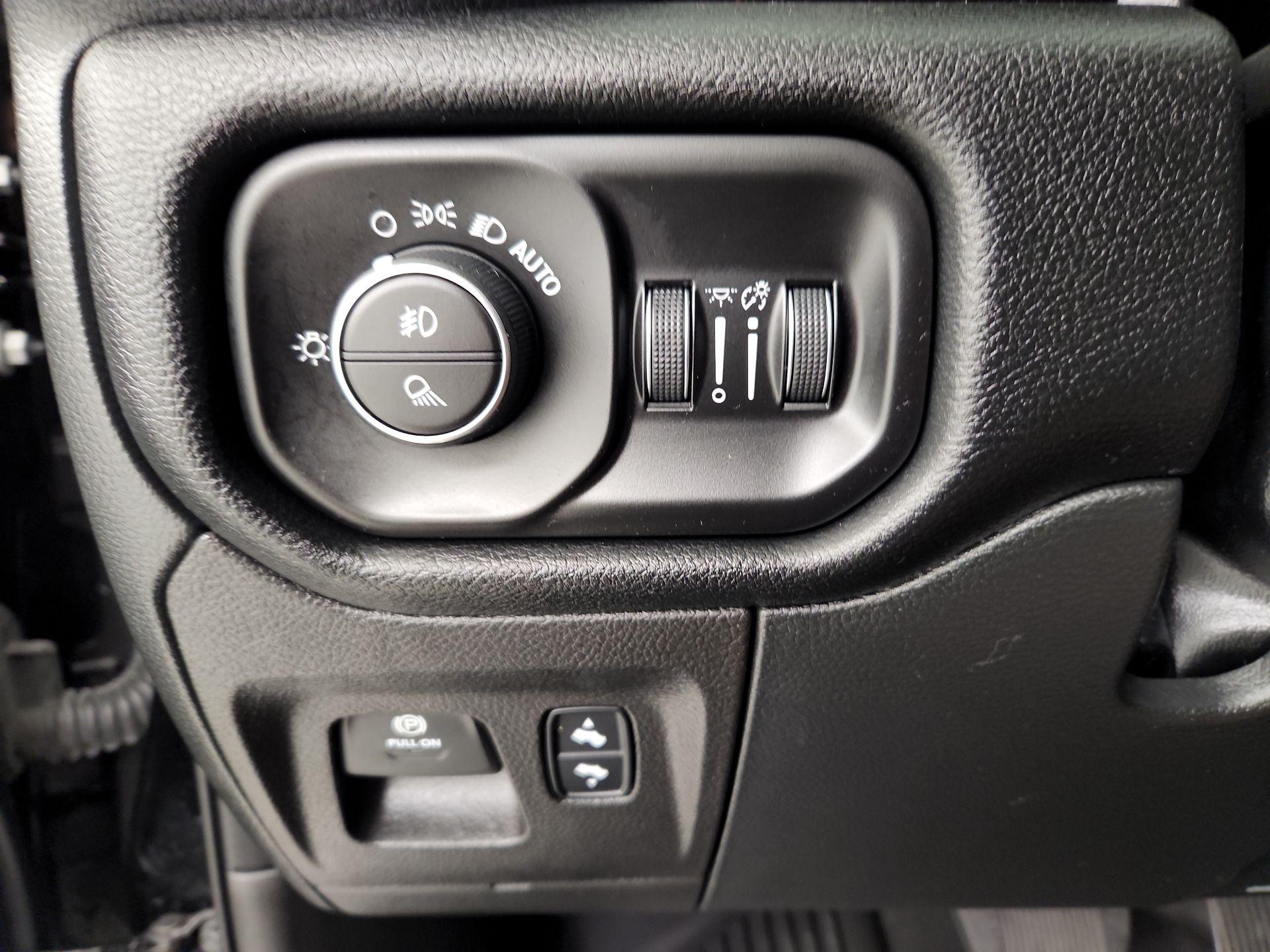 Thumbnail: 2022 RAM 1500 - 13