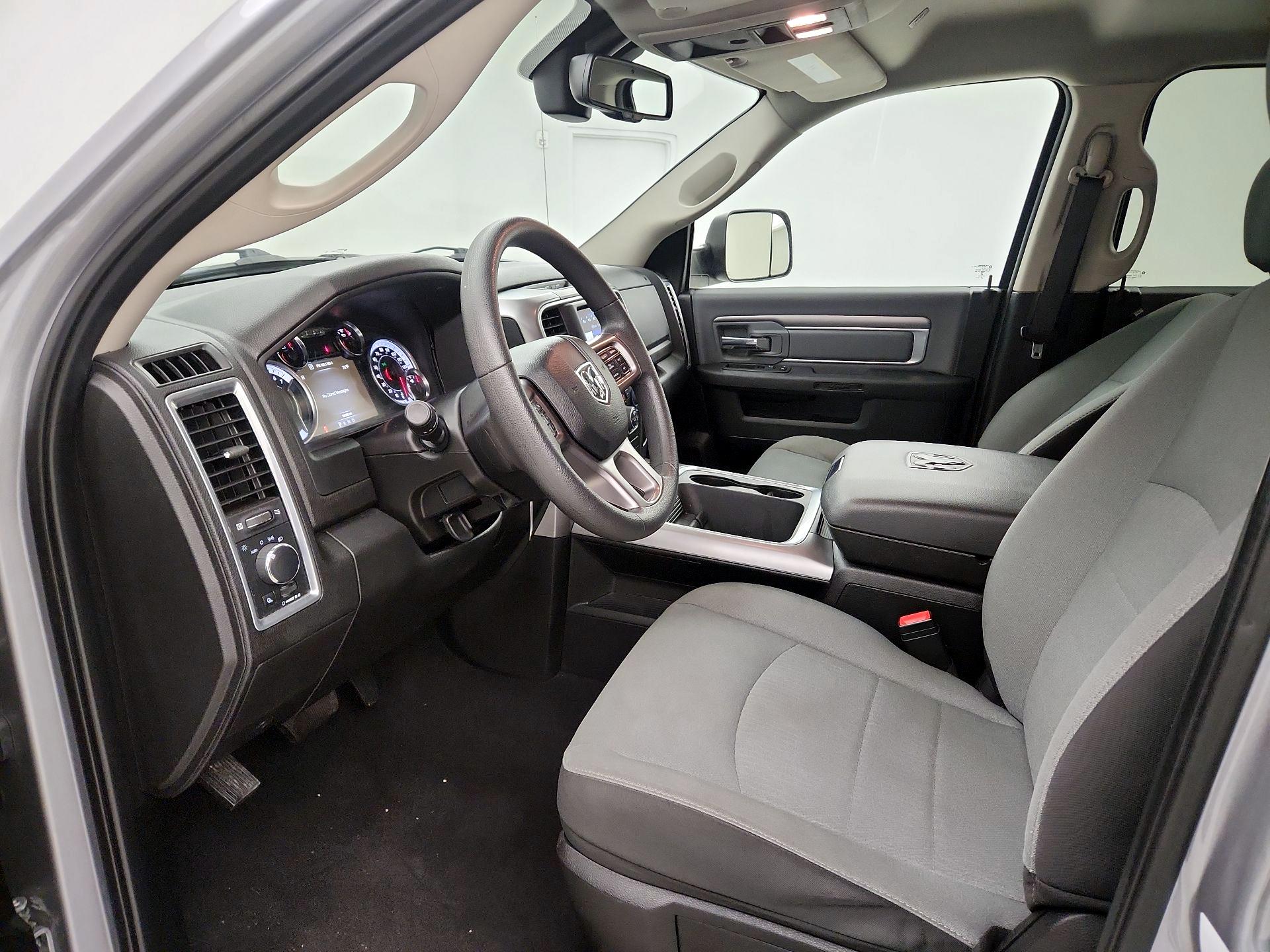 Thumbnail: 2022 RAM 1500 Classic - 11