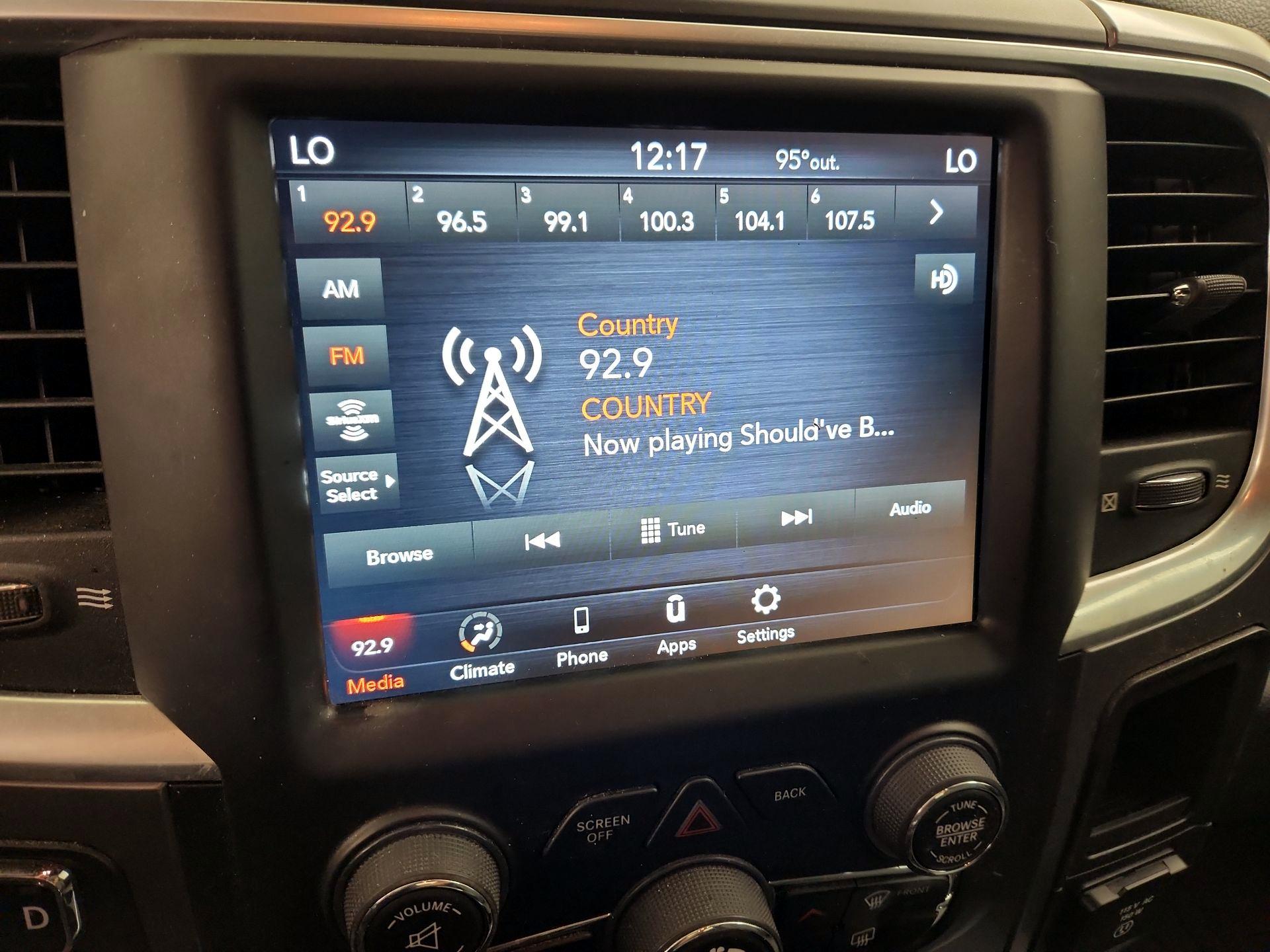 Thumbnail: 2021 RAM 1500 Classic - 15