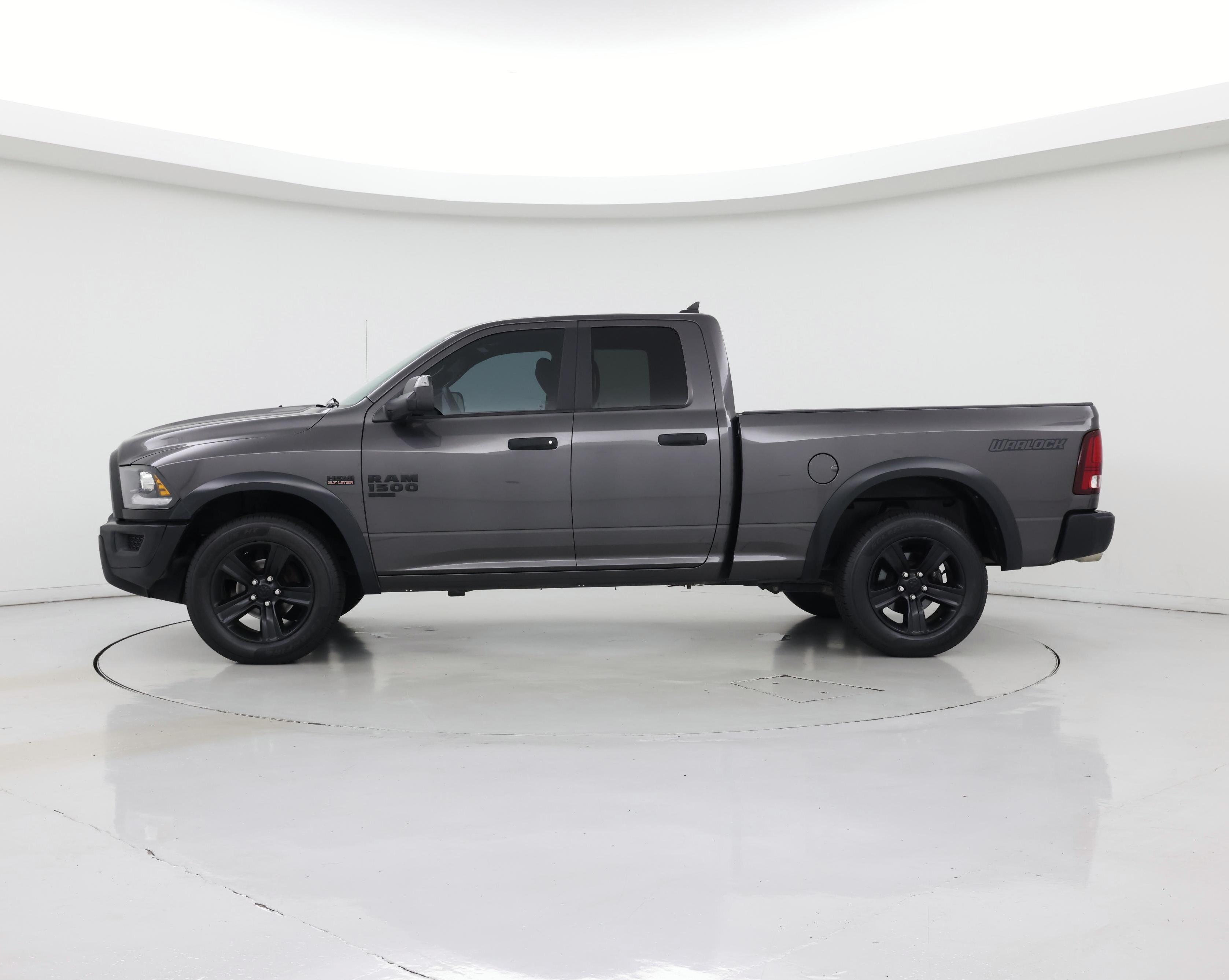 Thumbnail: 2021 RAM 1500 Classic - 3