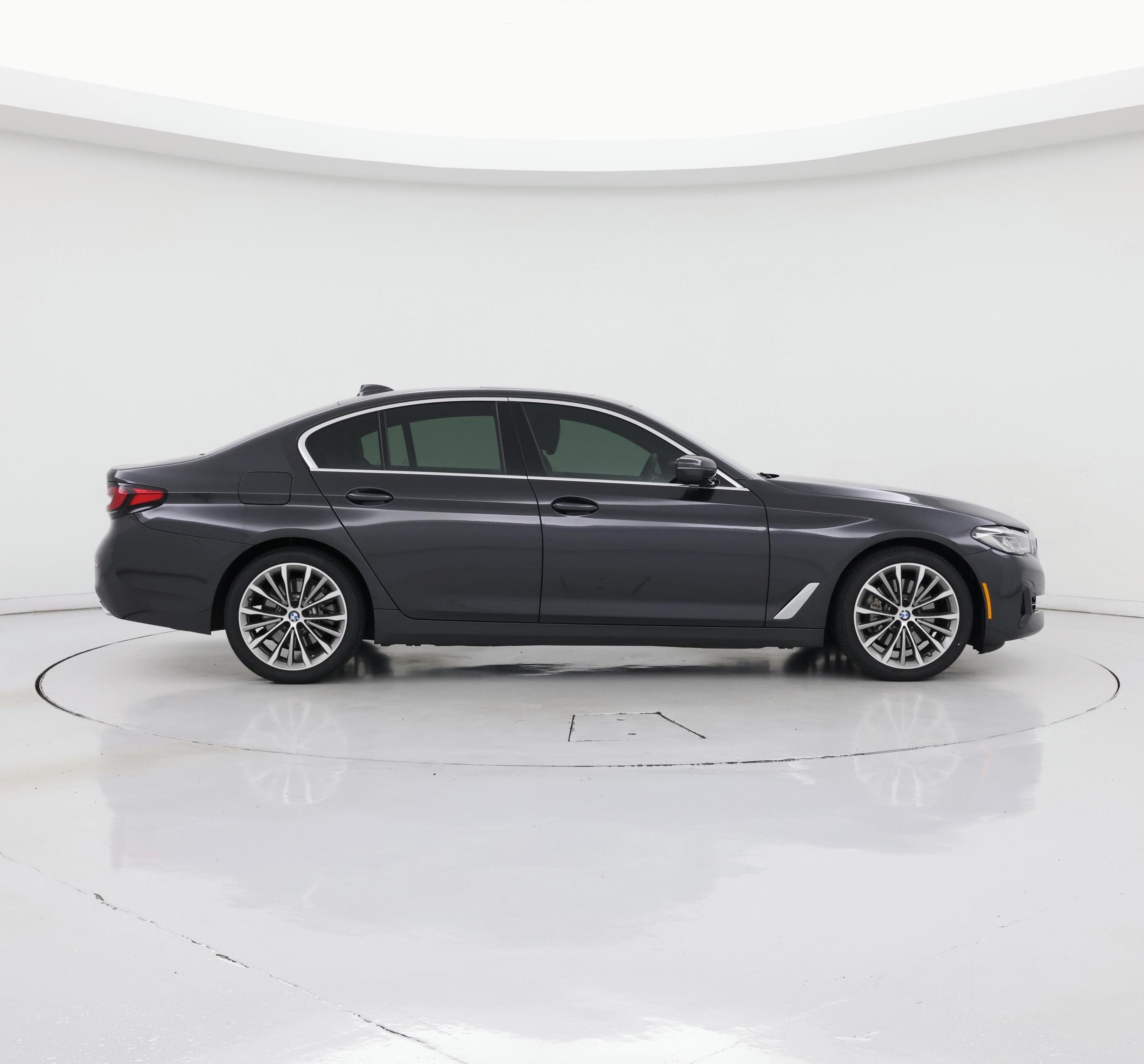 Thumbnail: 2022 BMW 5 Series - 7