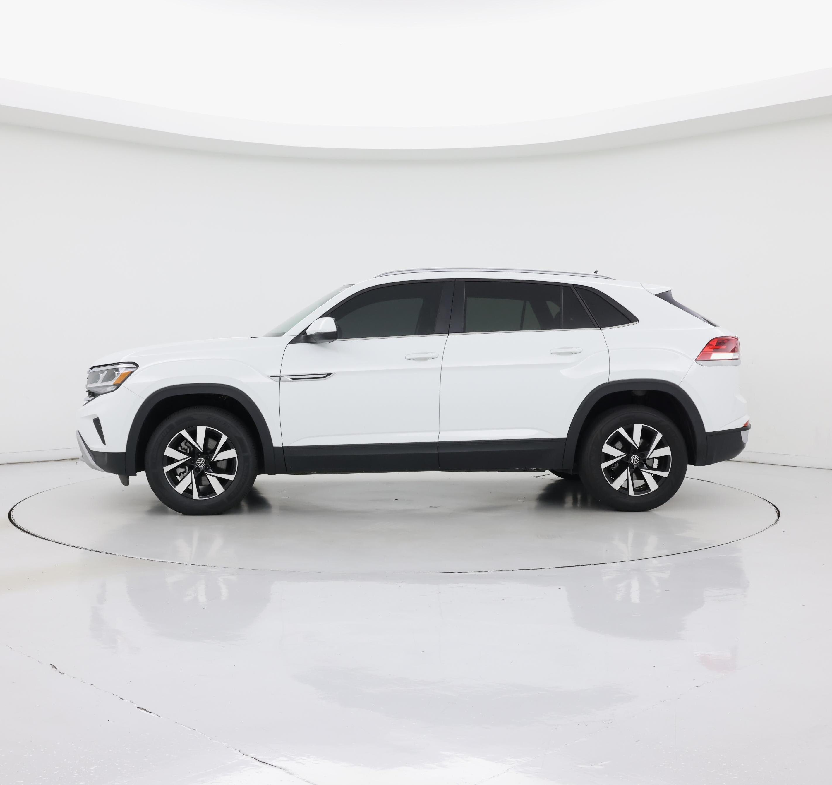 Thumbnail: 2022 Volkswagen Atlas - 3