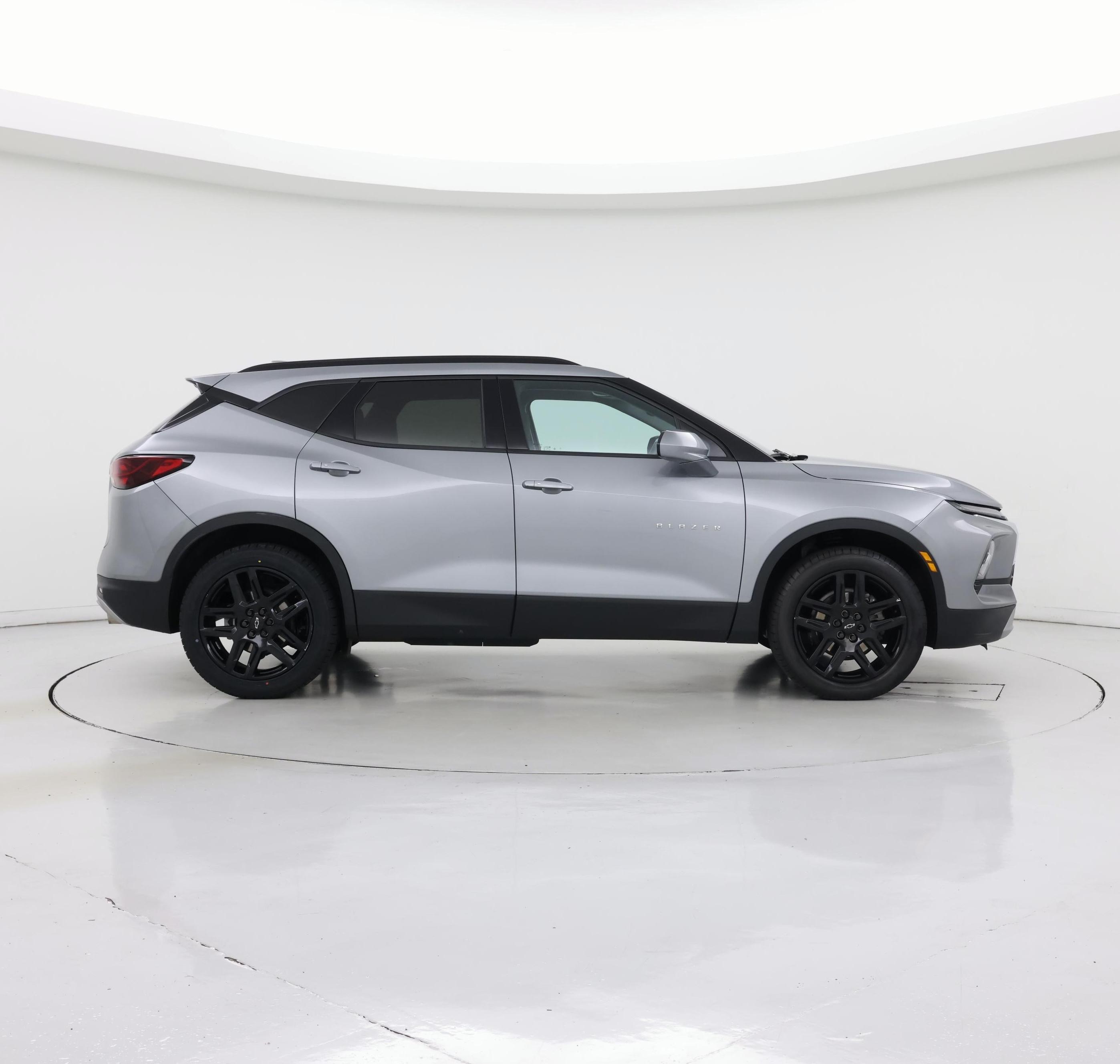 Thumbnail: 2023 Chevrolet Blazer - 7