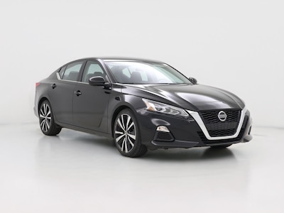 Black 2021 Nissan Altima SR