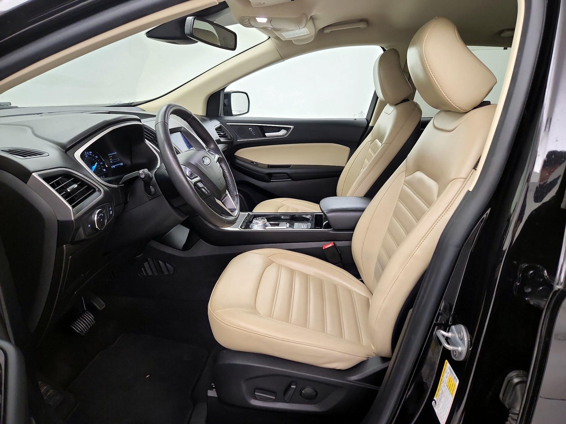 Thumbnail: 2020 Ford Edge - 11
