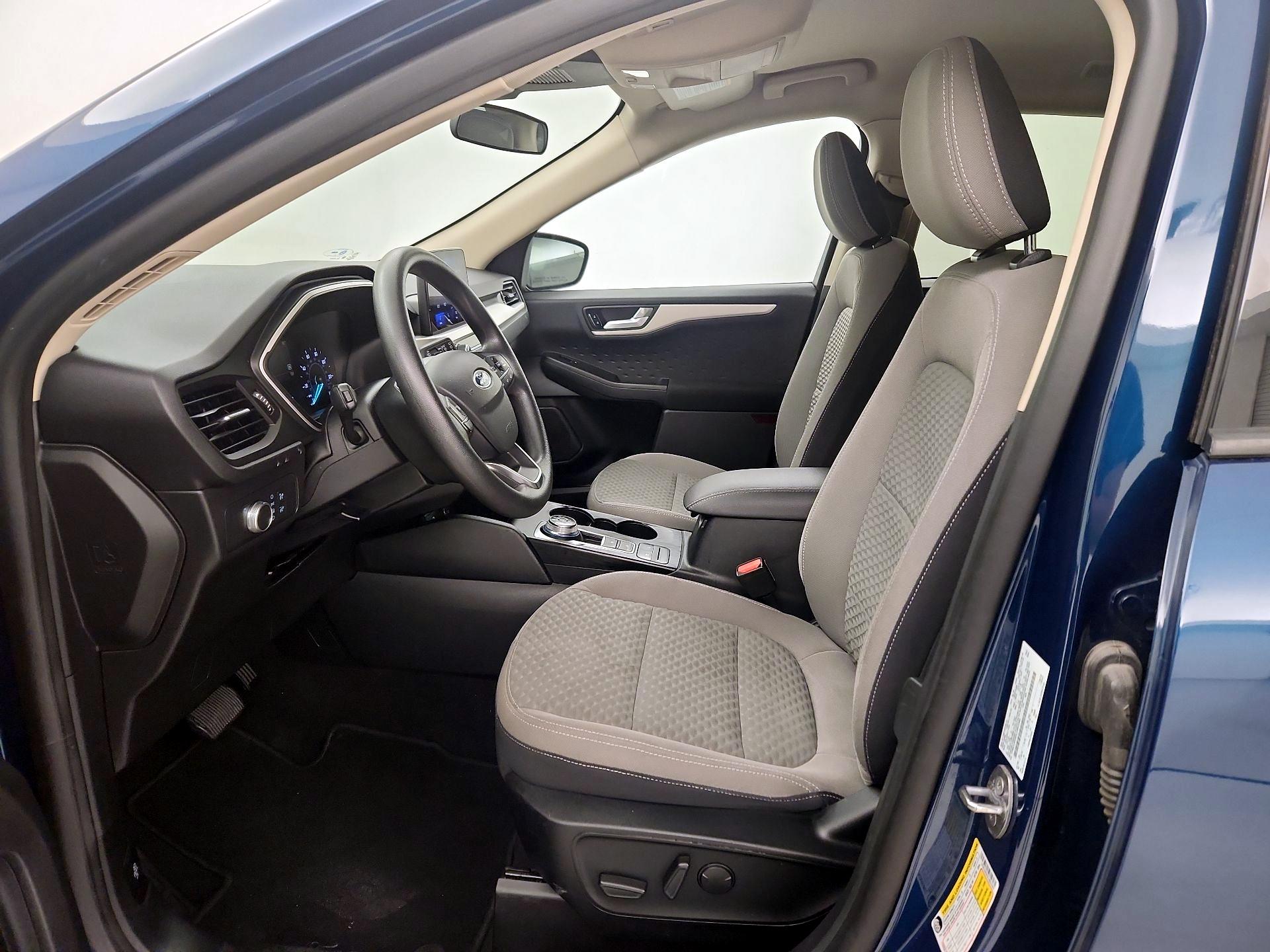 Thumbnail: 2020 Ford Escape - 11