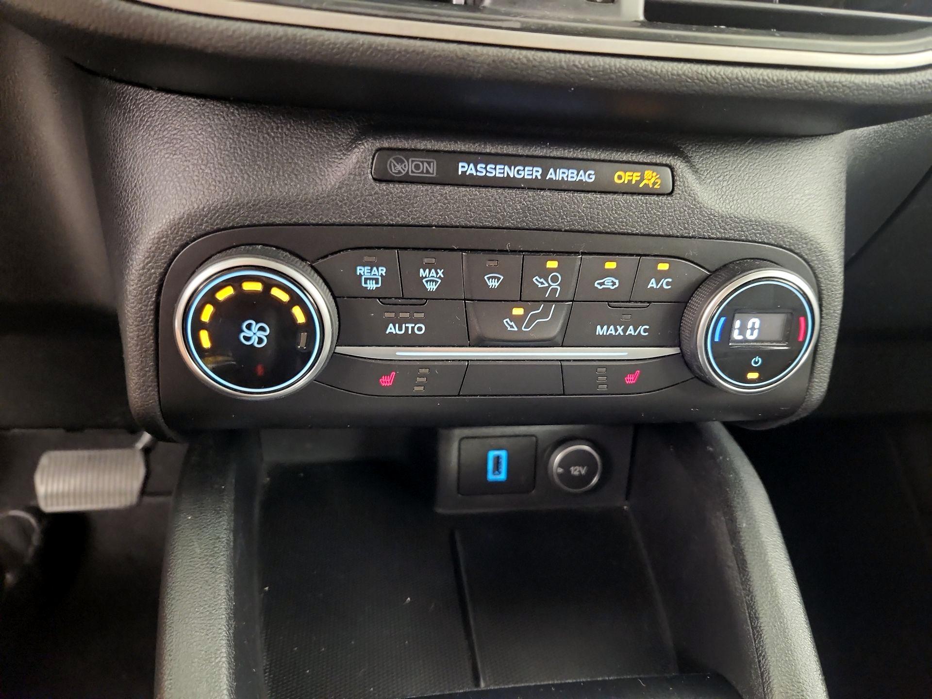 Thumbnail: 2020 Ford Escape - 16