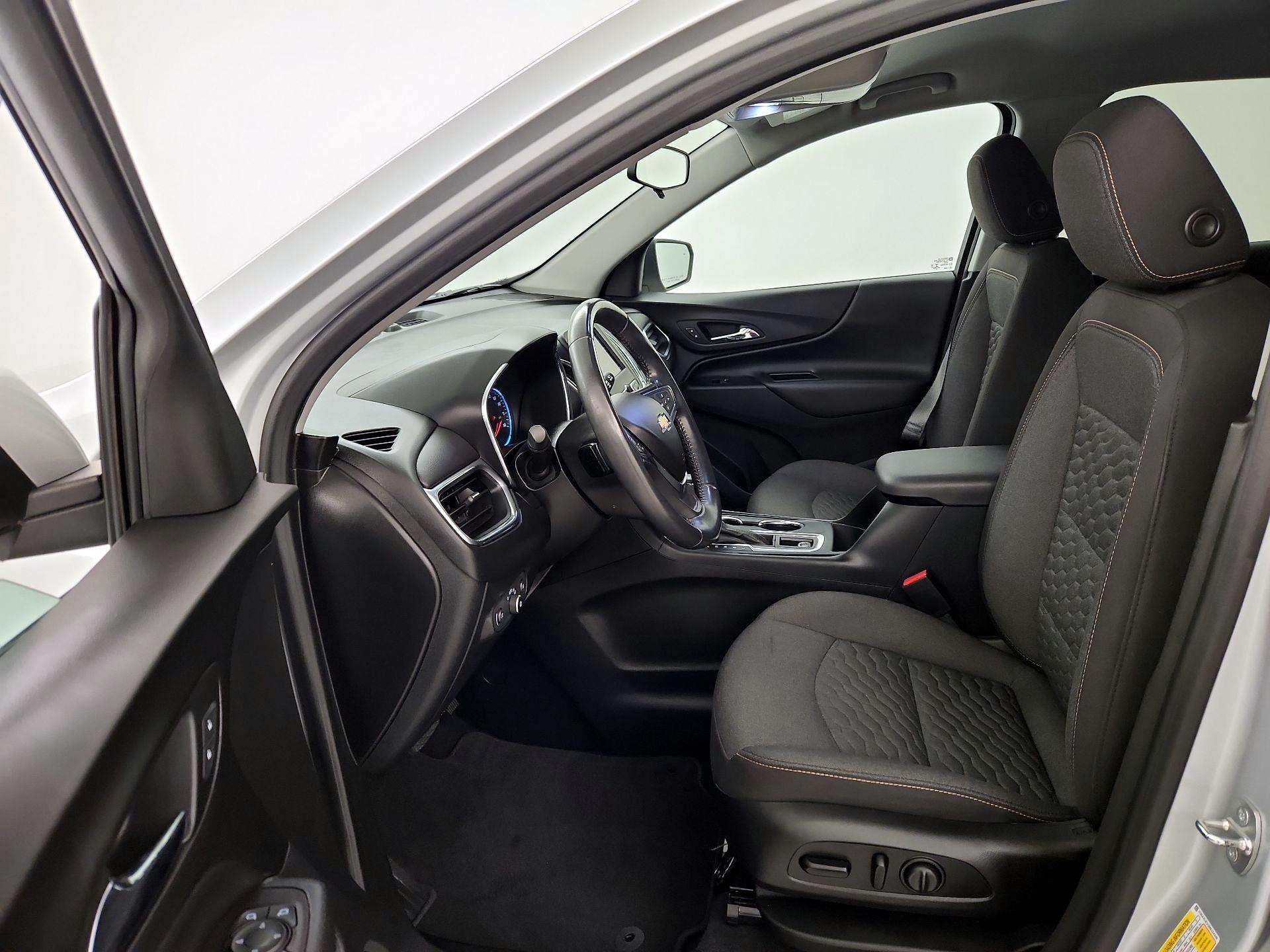 Thumbnail: 2021 Chevrolet Equinox - 11