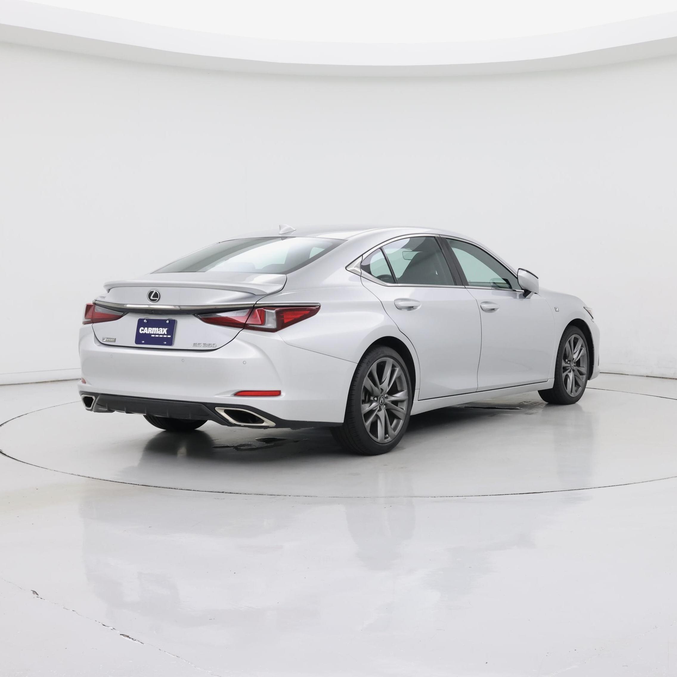 Thumbnail: 2021 Lexus ES - 8