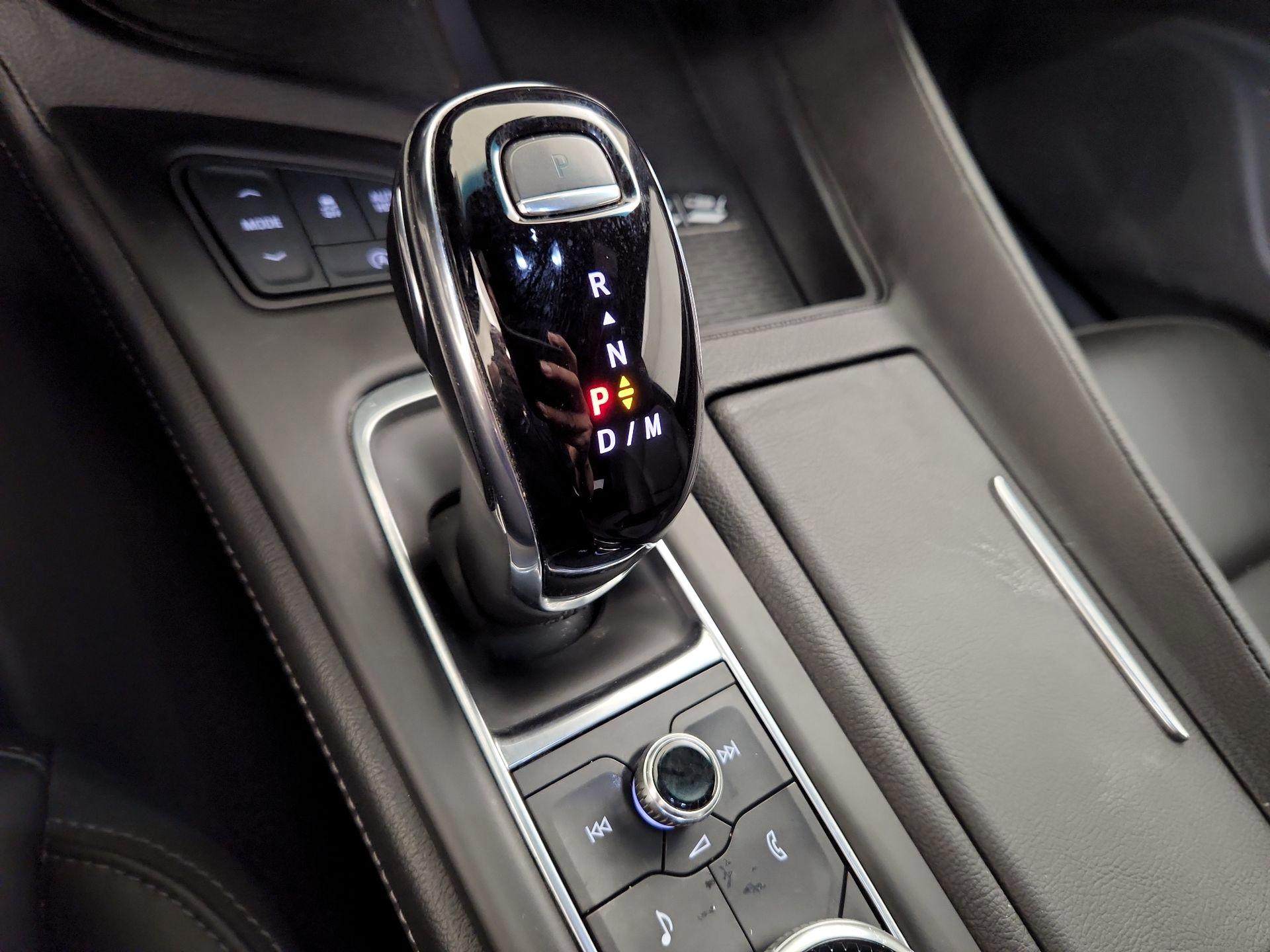 Thumbnail: 2023 Cadillac CT5 - 17