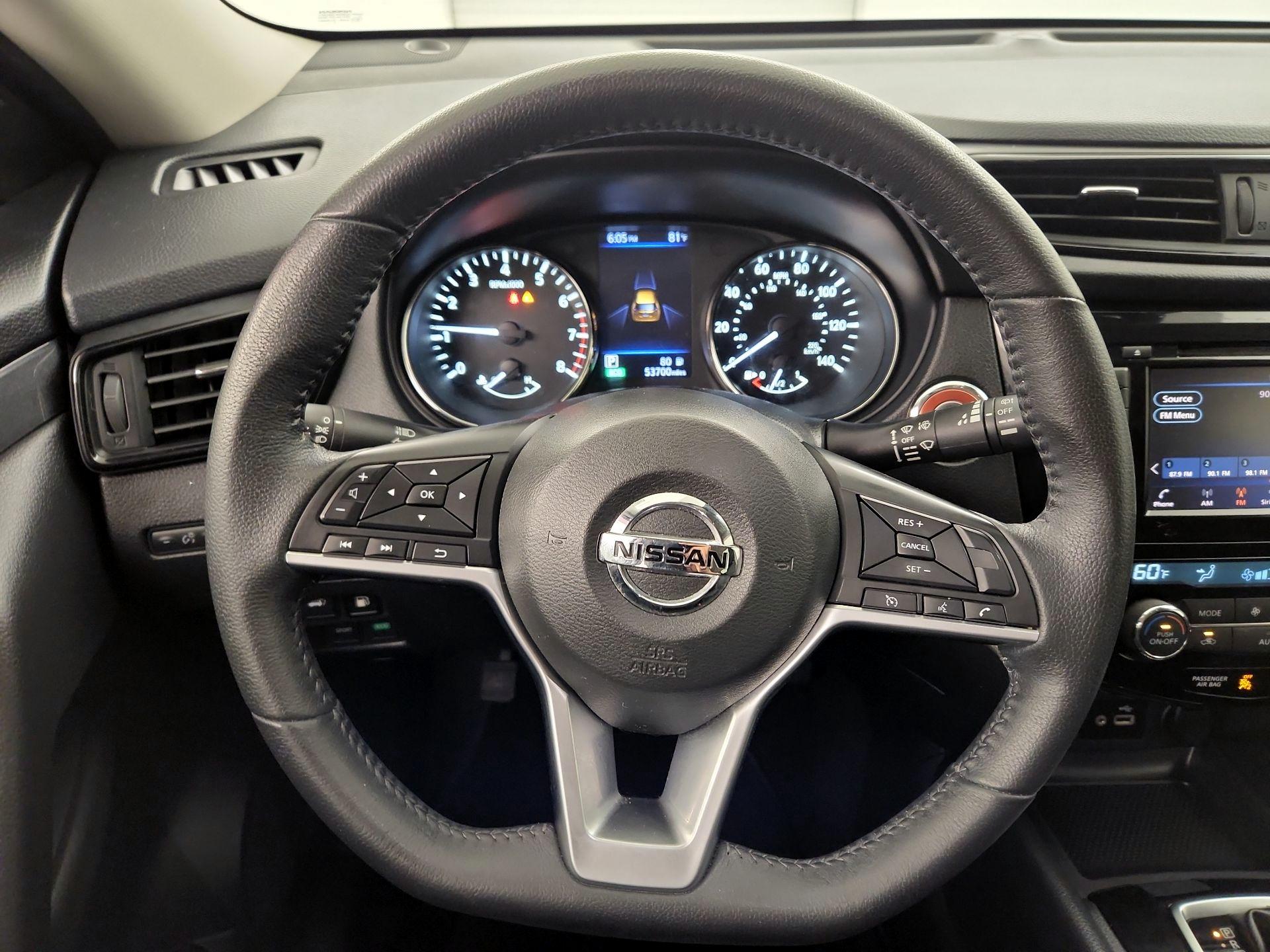 Thumbnail: 2020 Nissan Rogue - 10