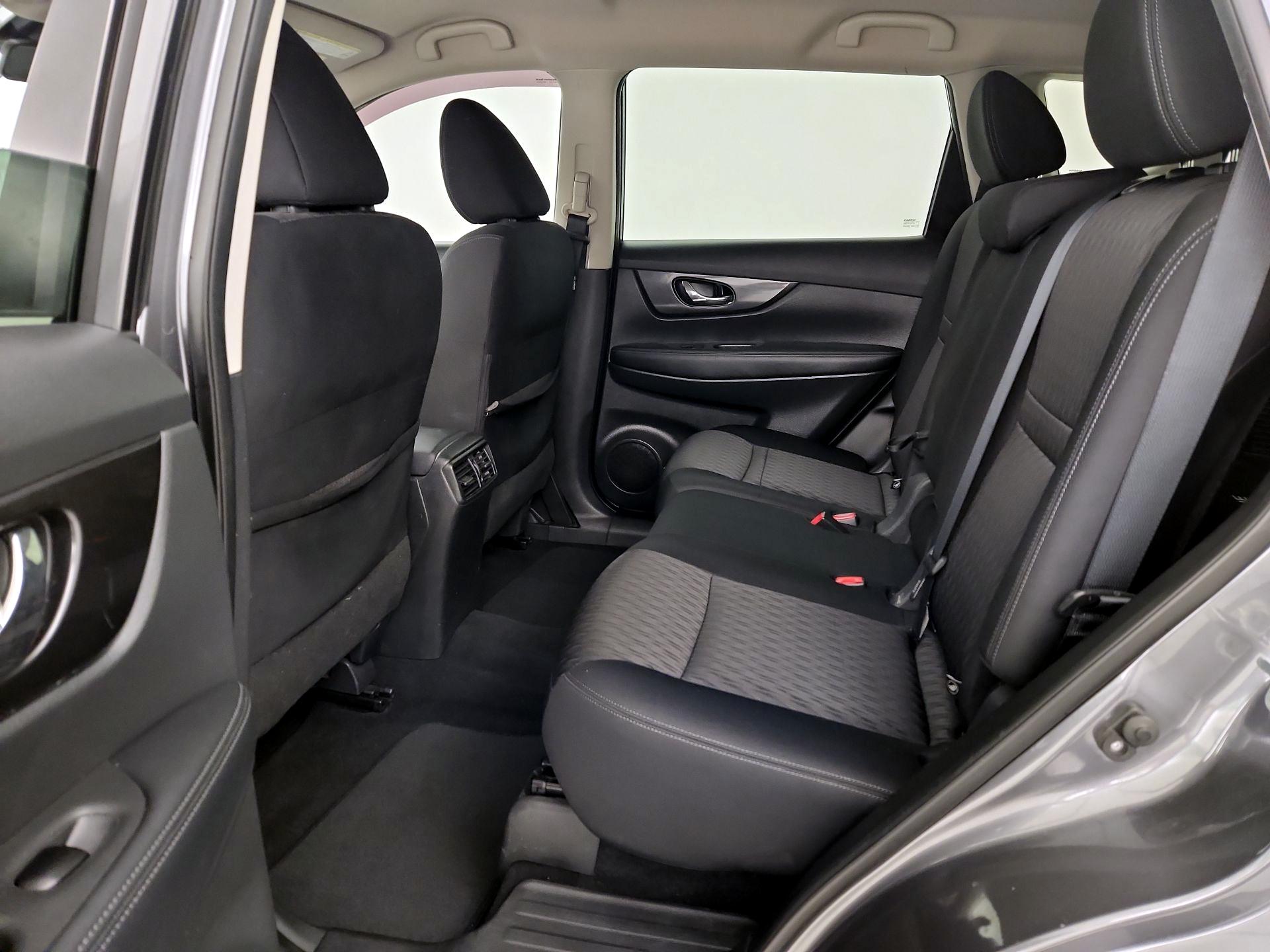 Thumbnail: 2020 Nissan Rogue - 19
