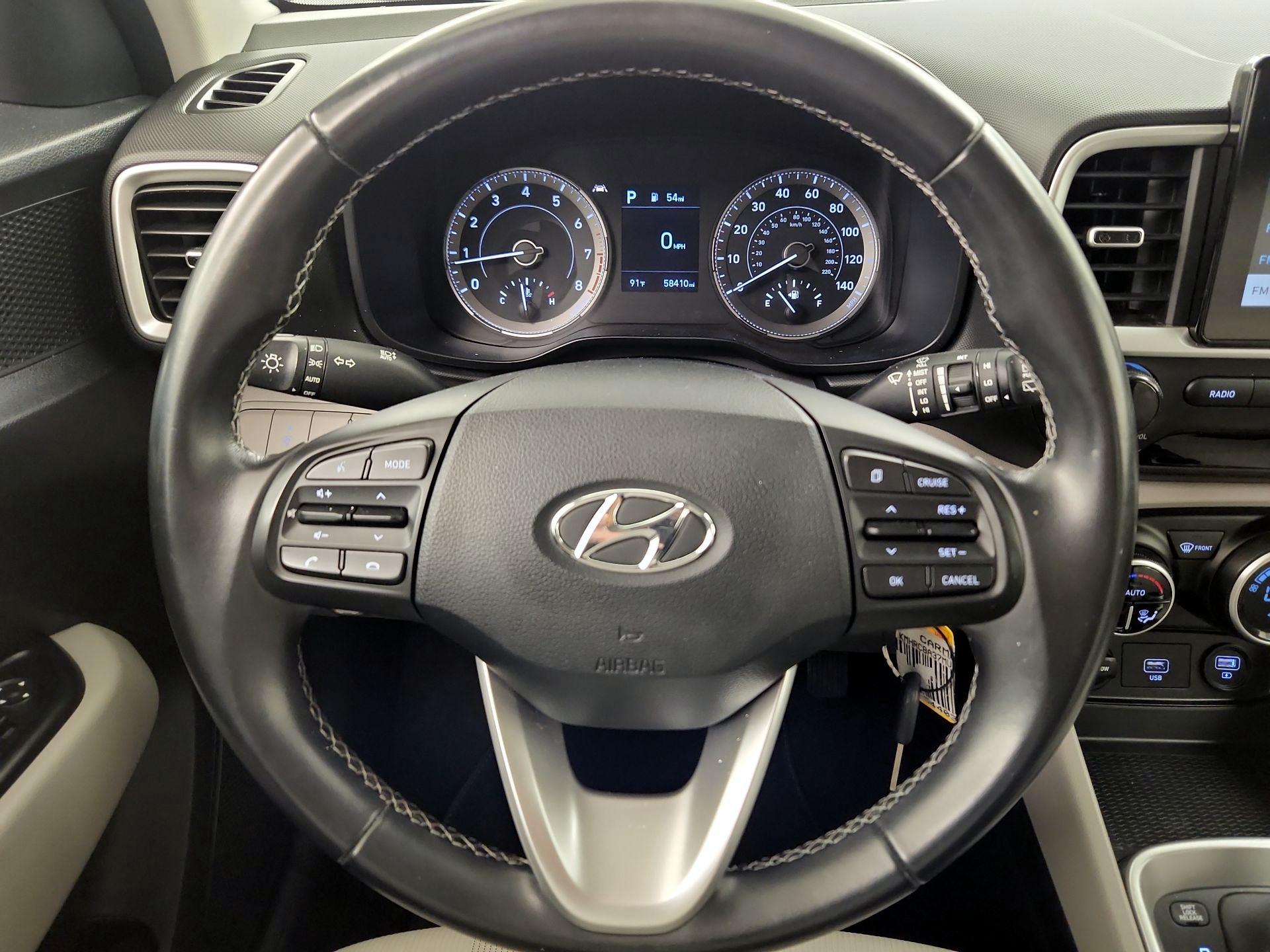 Thumbnail: 2021 Hyundai Venue - 10