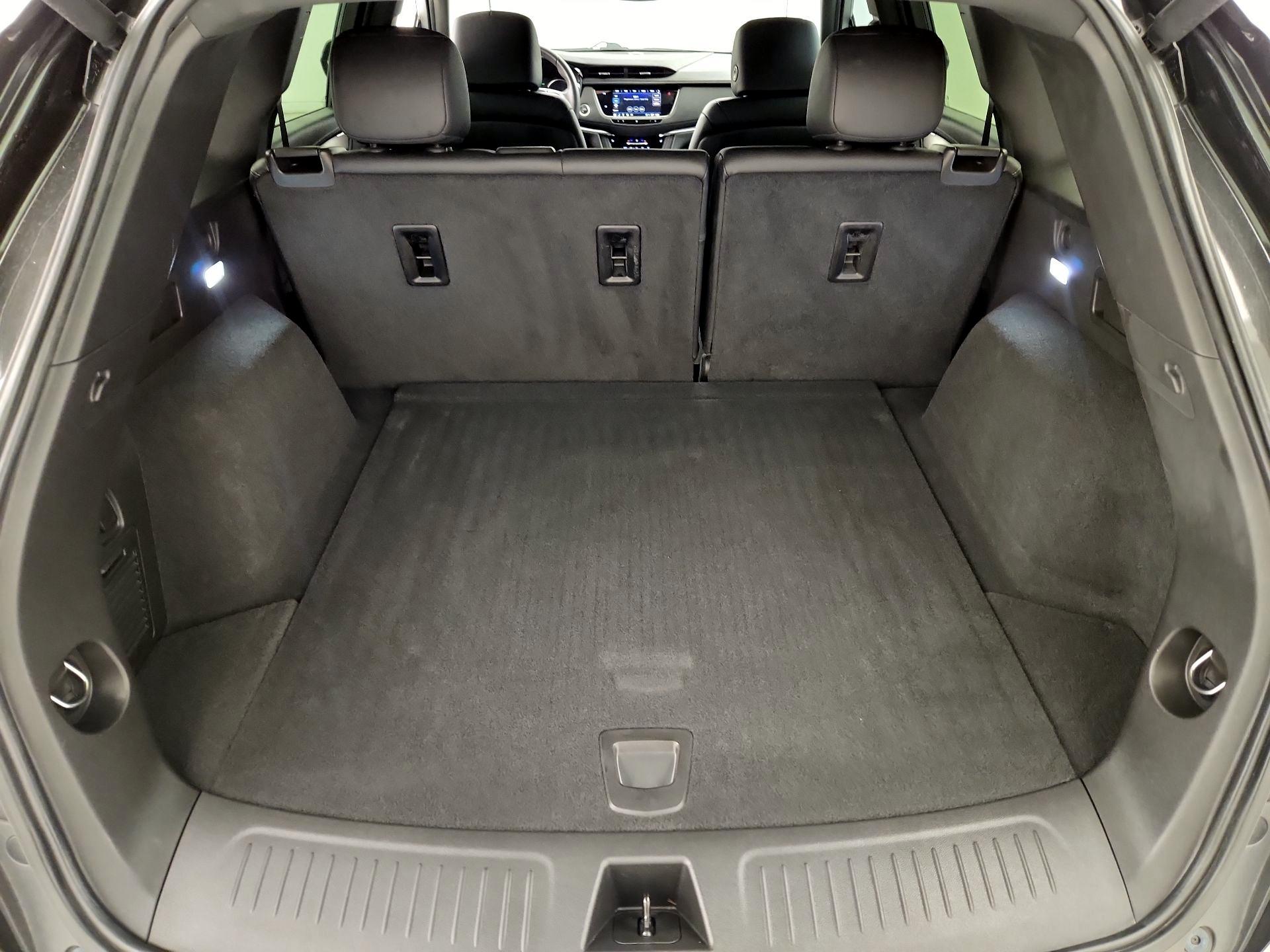 Thumbnail: 2021 Cadillac XT5 - 20