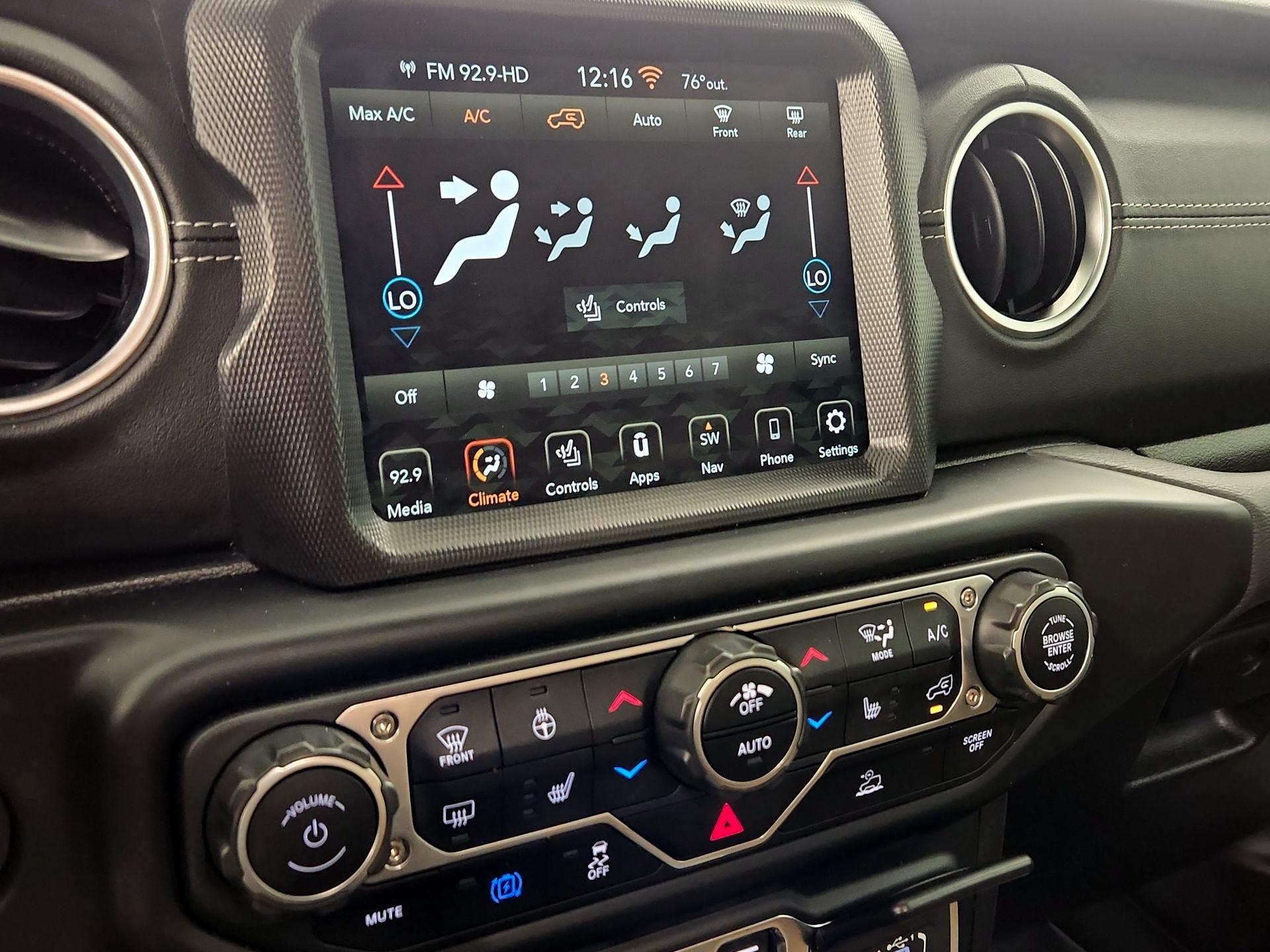 Thumbnail: 2023 Jeep Wrangler - 17