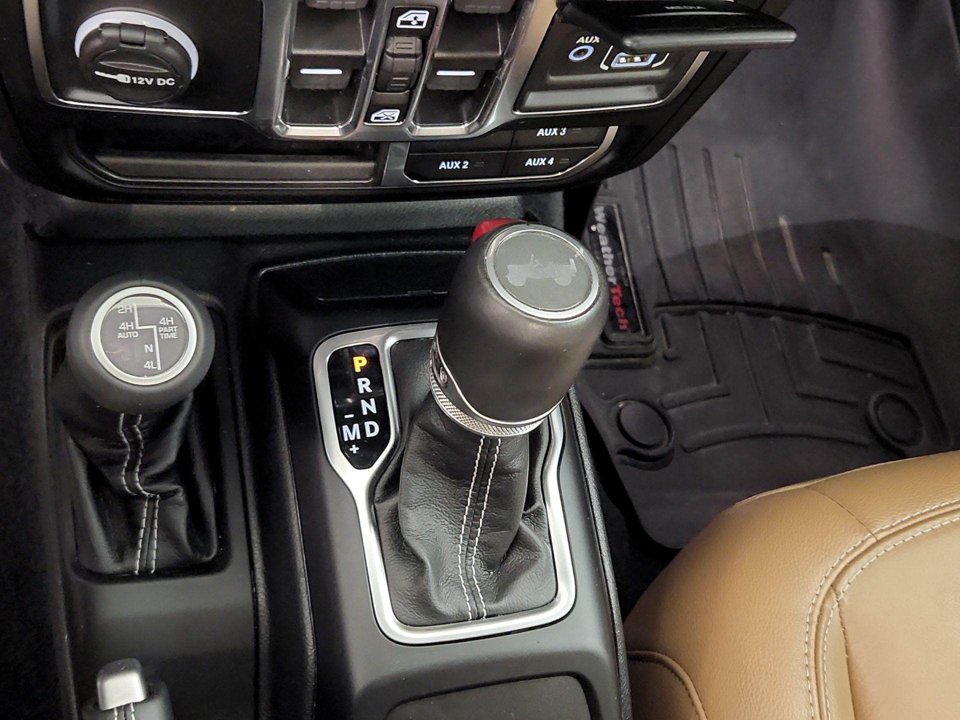 Thumbnail: 2023 Jeep Wrangler - 18