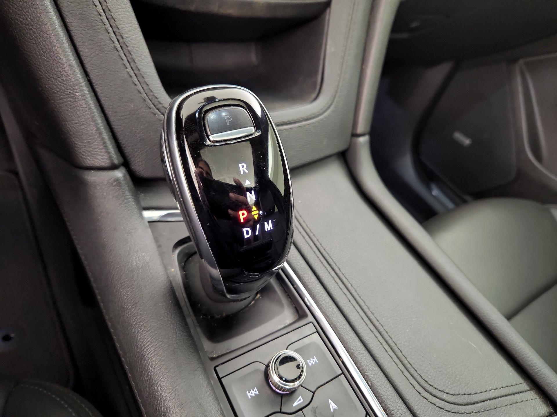 Thumbnail: 2021 Cadillac XT5 - 18