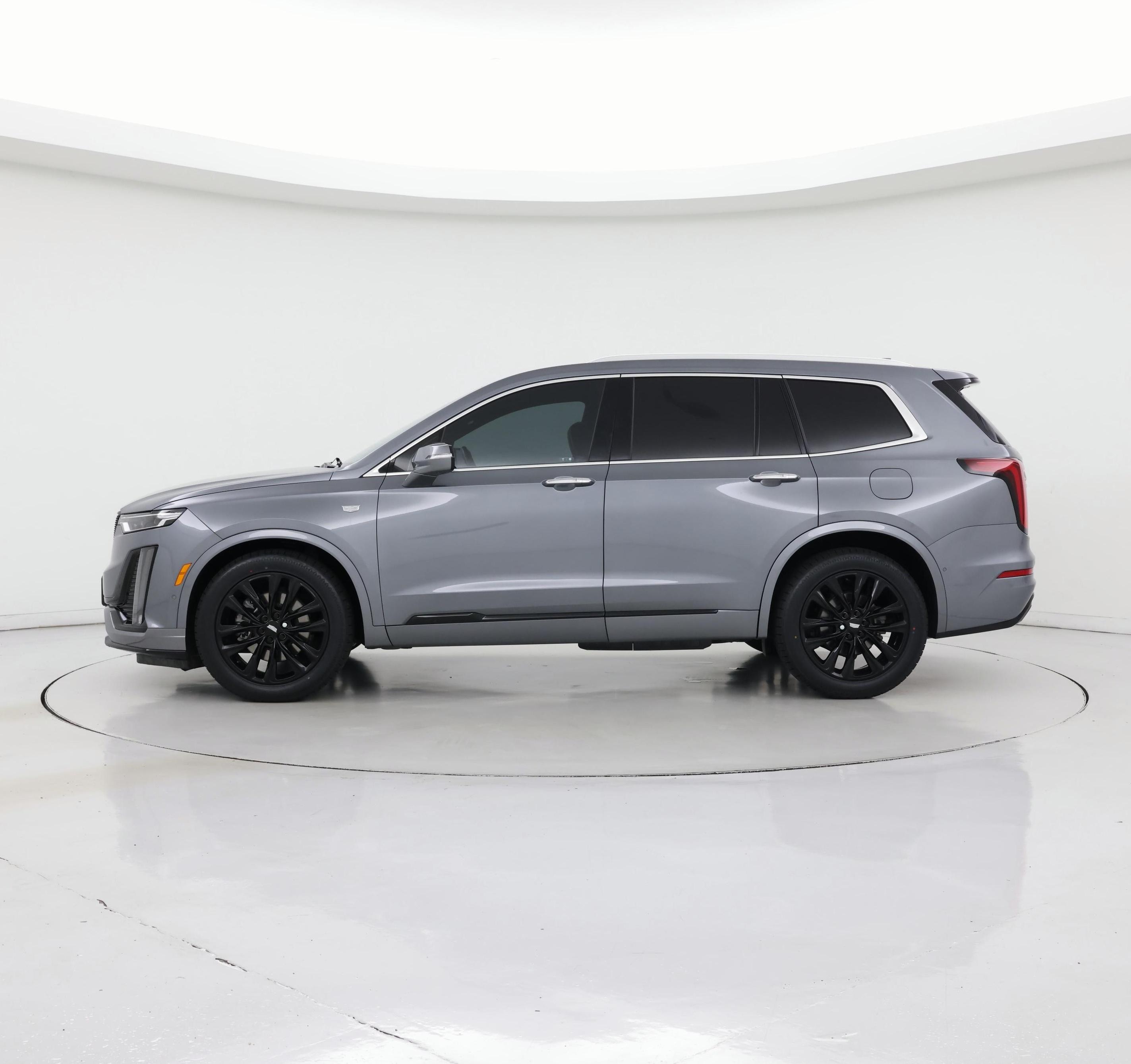 Thumbnail: 2022 Cadillac XT6 - 3