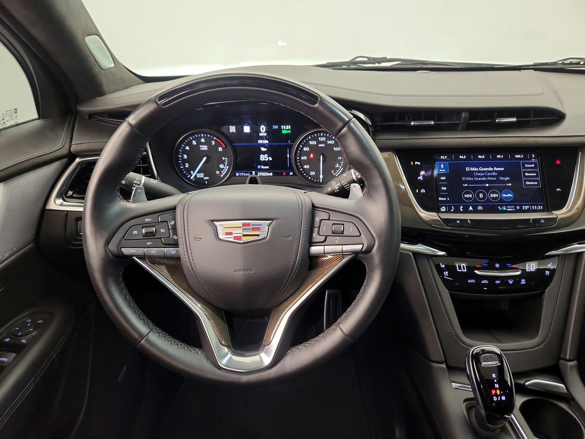 Thumbnail: 2022 Cadillac XT6 - 10