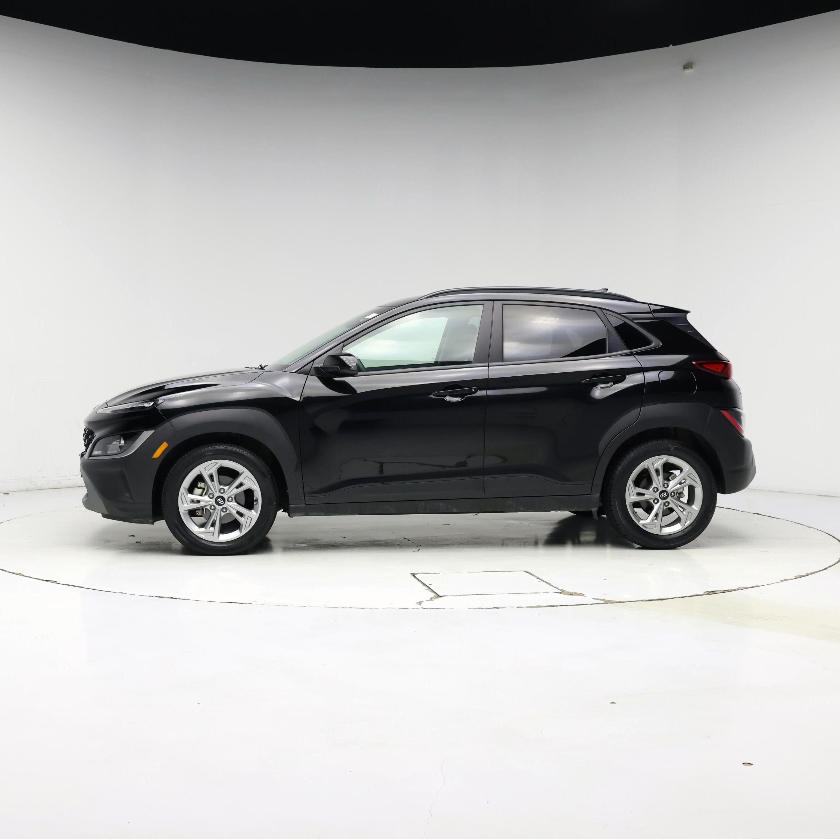 Thumbnail: 2023 Hyundai Kona - 3