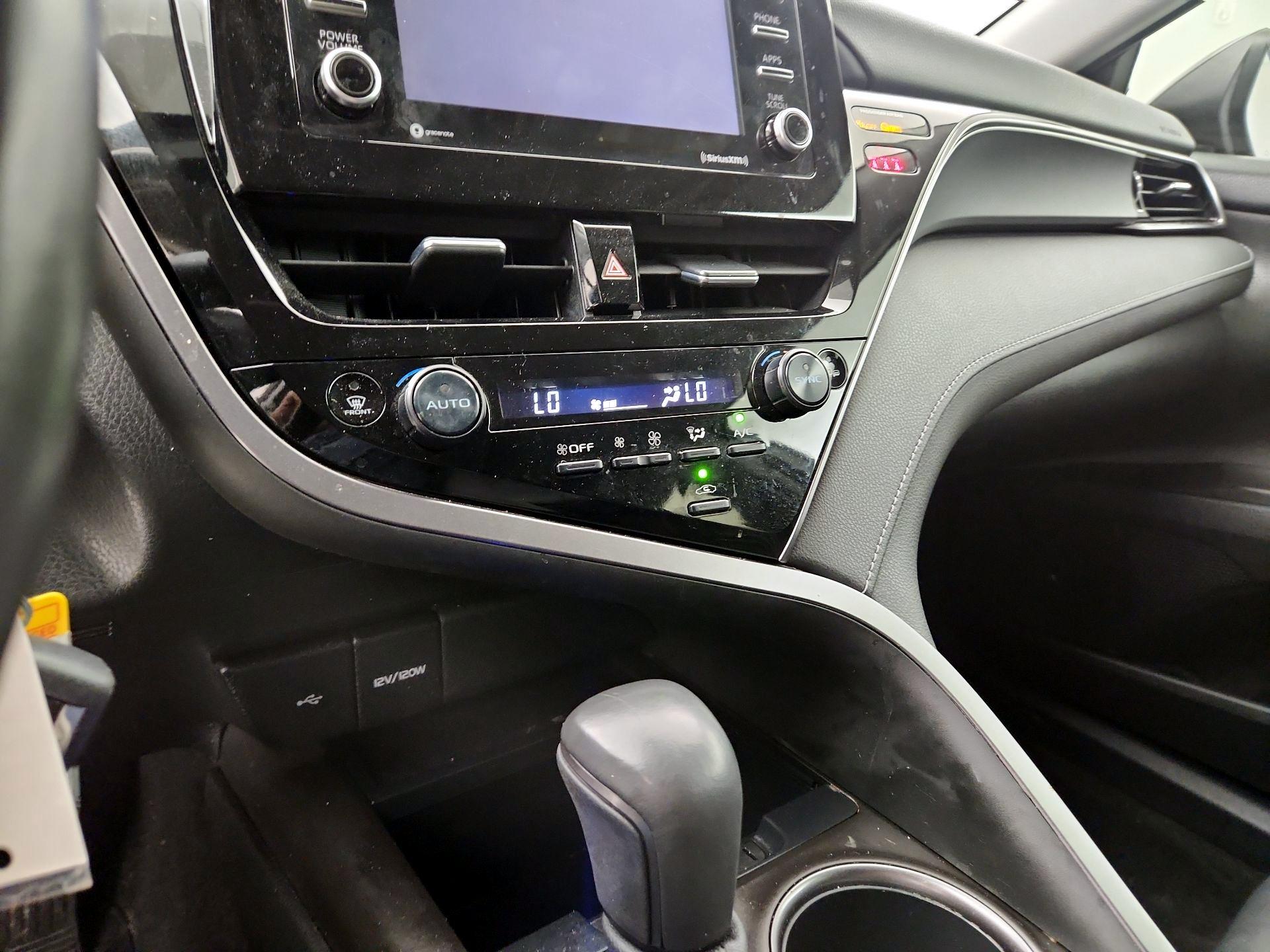 Thumbnail: 2023 Toyota Camry - 14
