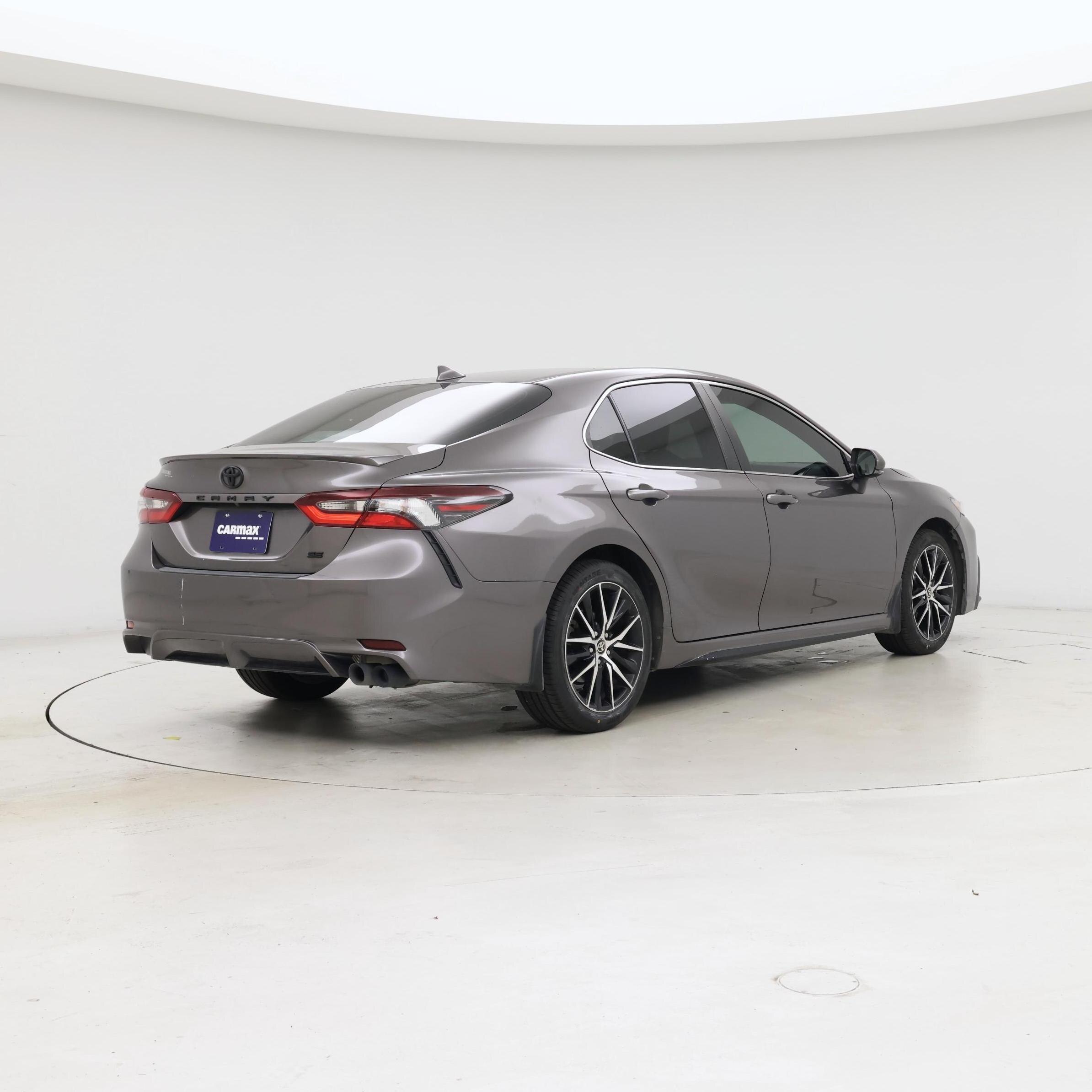 Thumbnail: 2023 Toyota Camry - 8