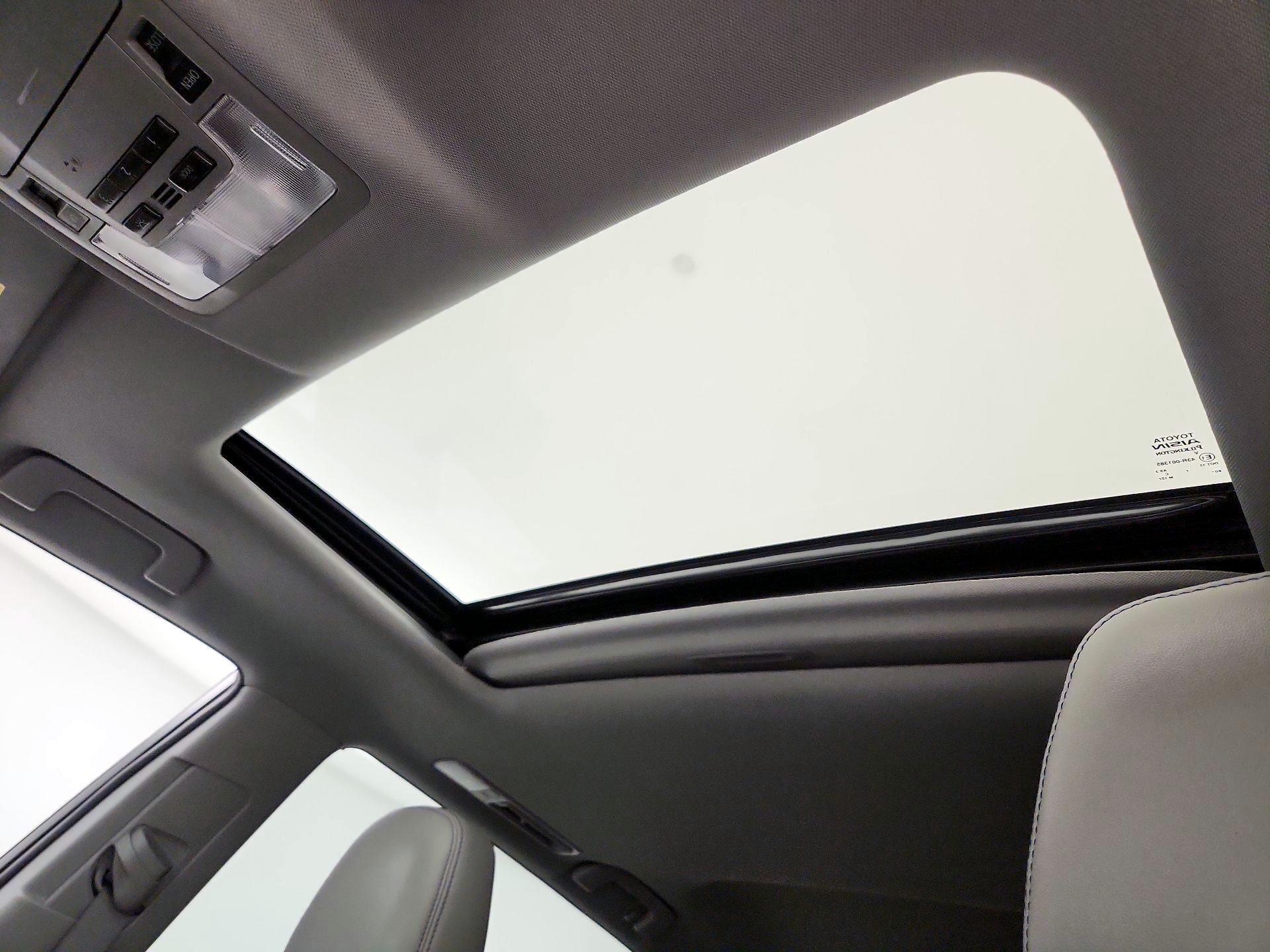 Thumbnail: 2019 Toyota Highlander - 19