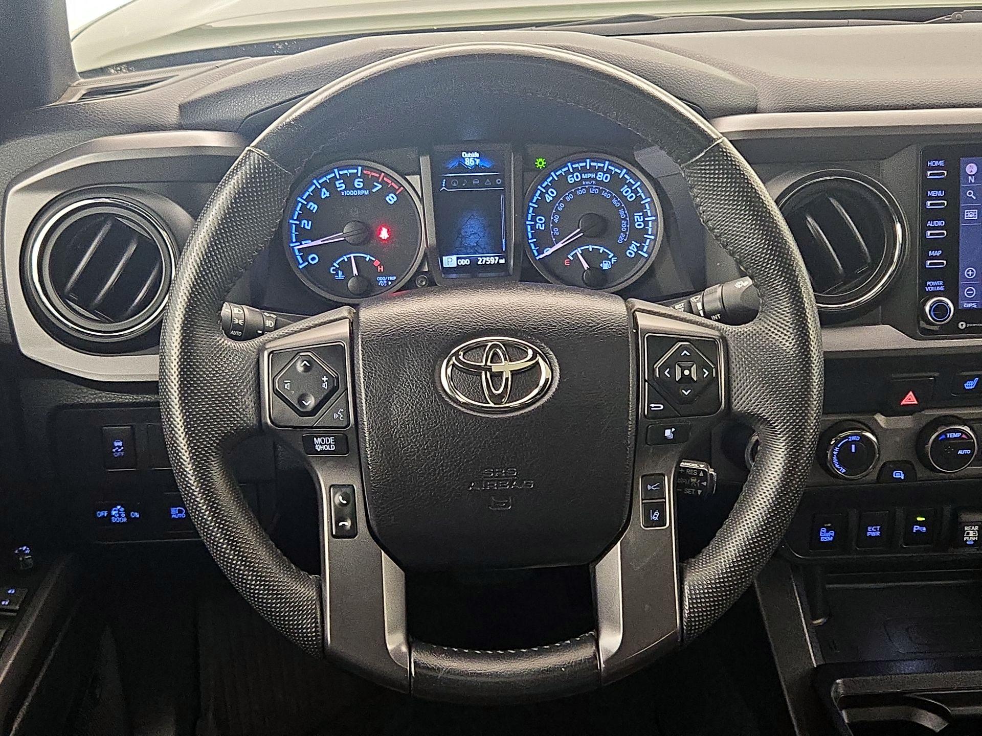 Thumbnail: 2021 Toyota Tacoma - 10