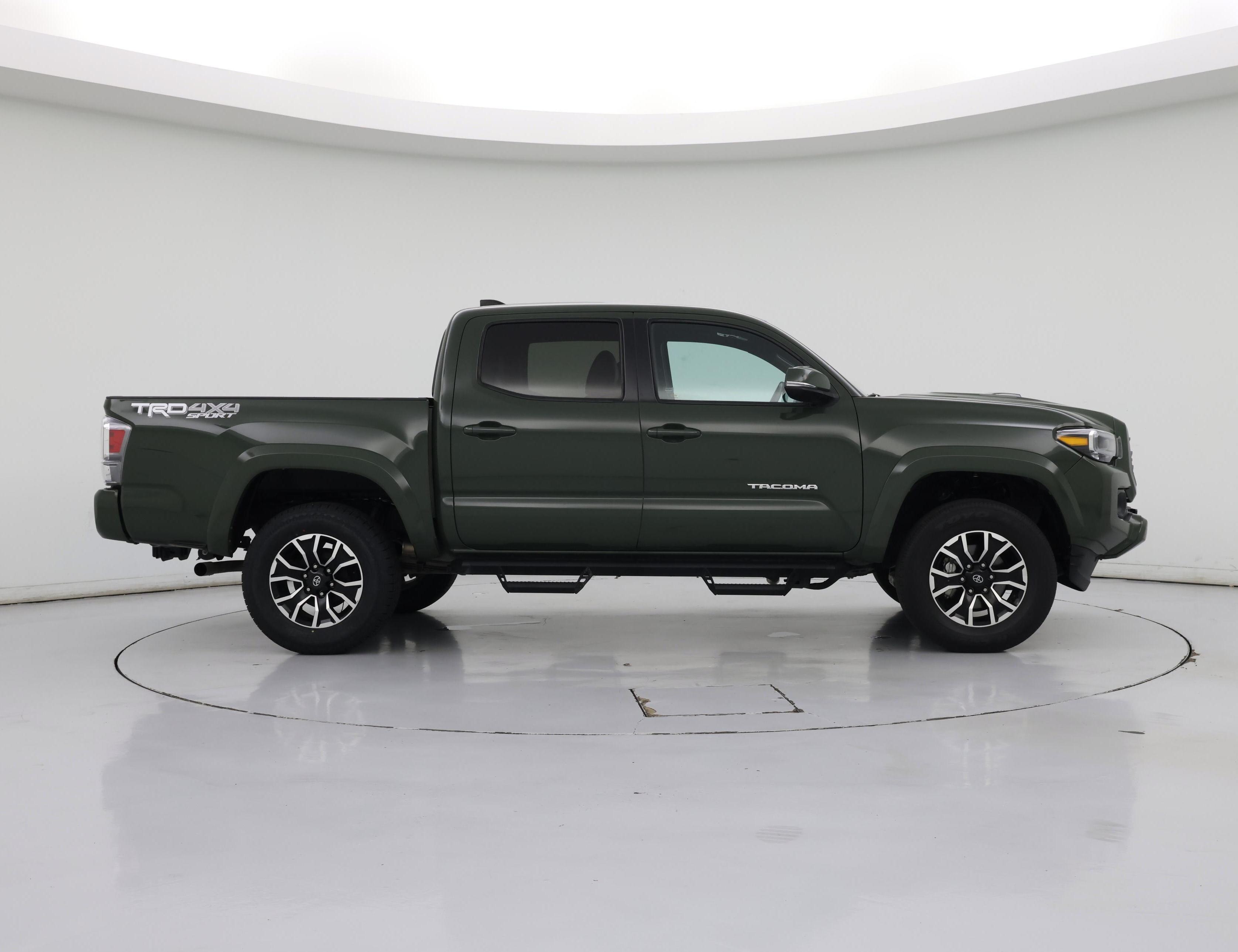 Thumbnail: 2021 Toyota Tacoma - 7