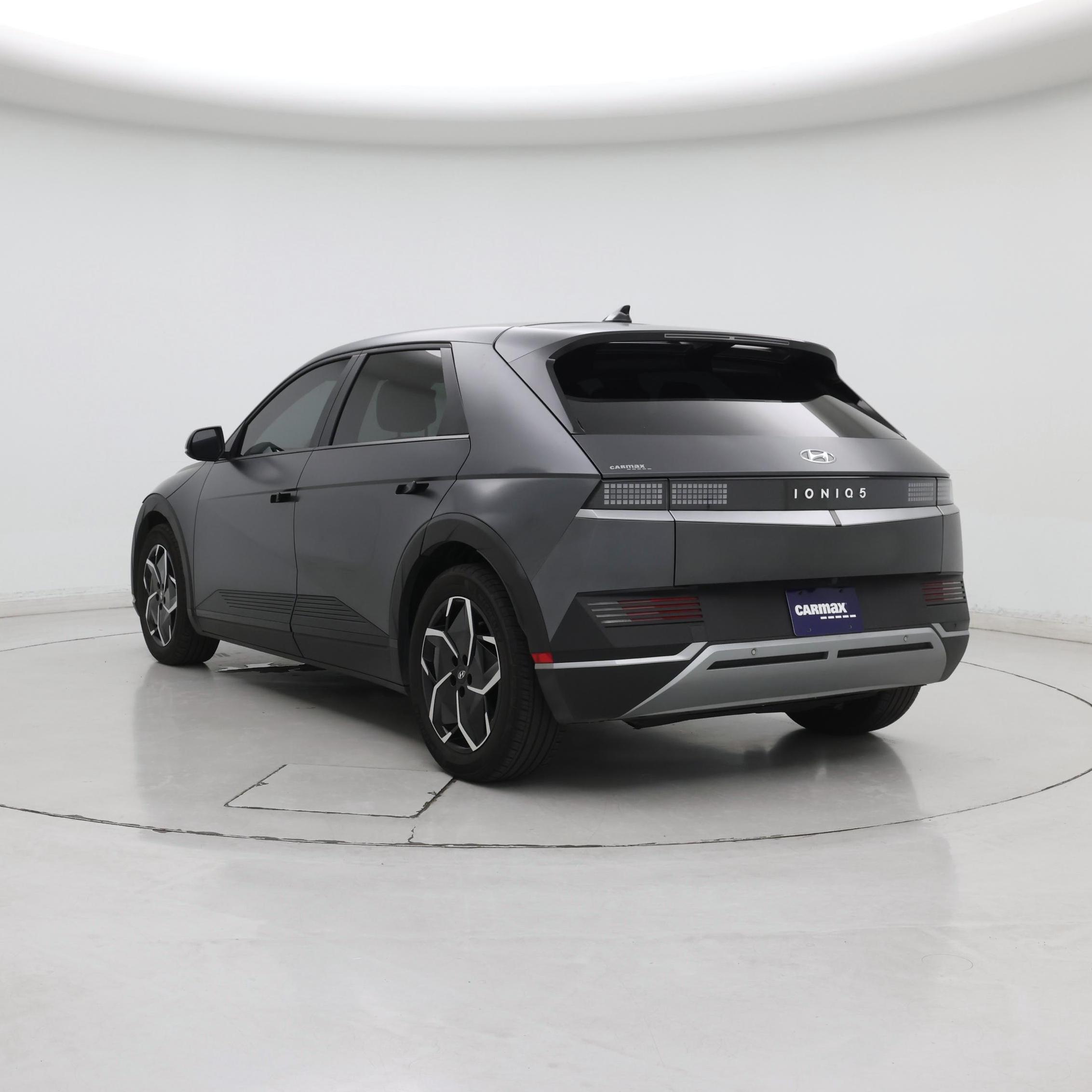 Thumbnail: 2023 Hyundai Ioniq 5 - 2
