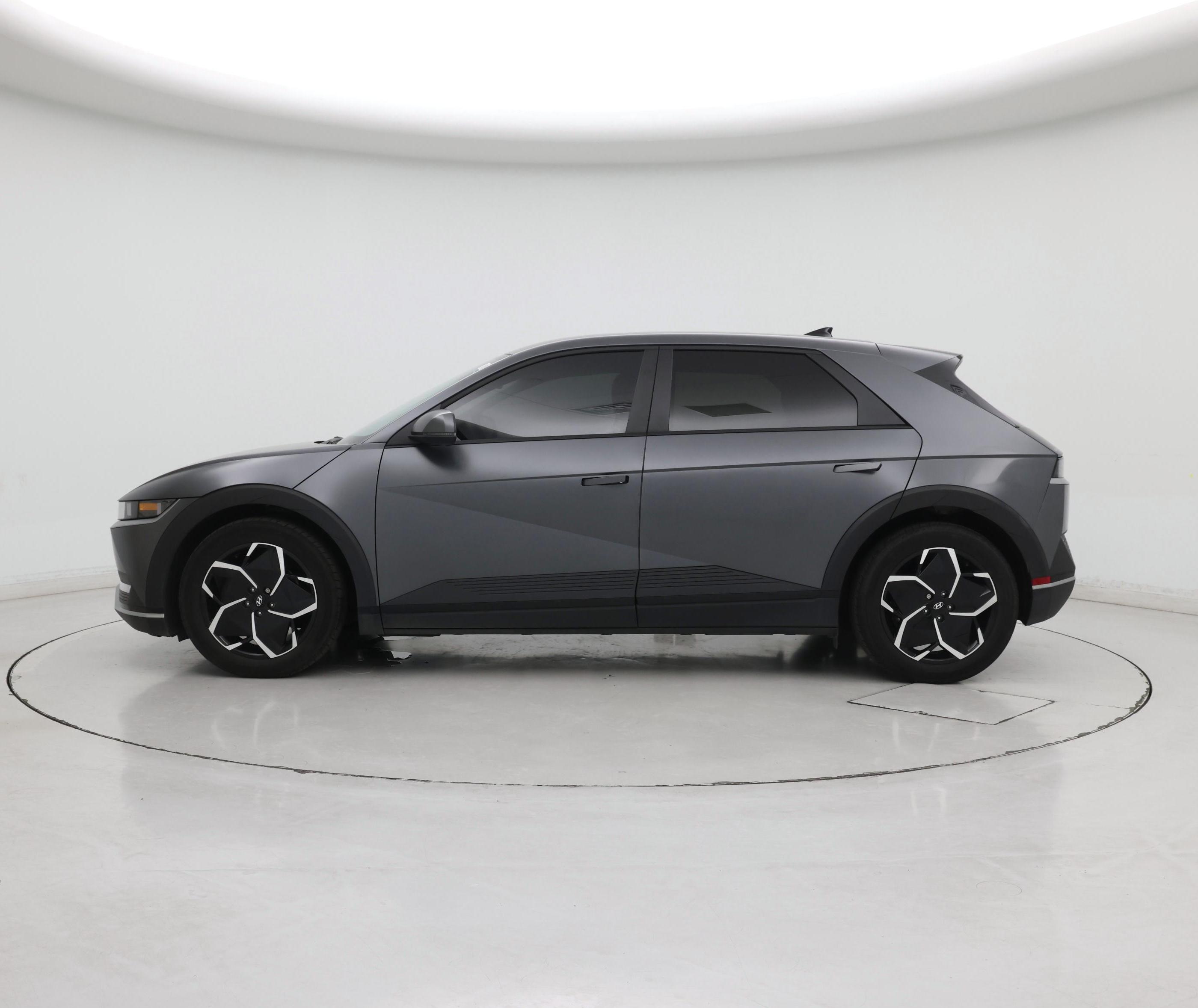 Thumbnail: 2023 Hyundai Ioniq 5 - 3