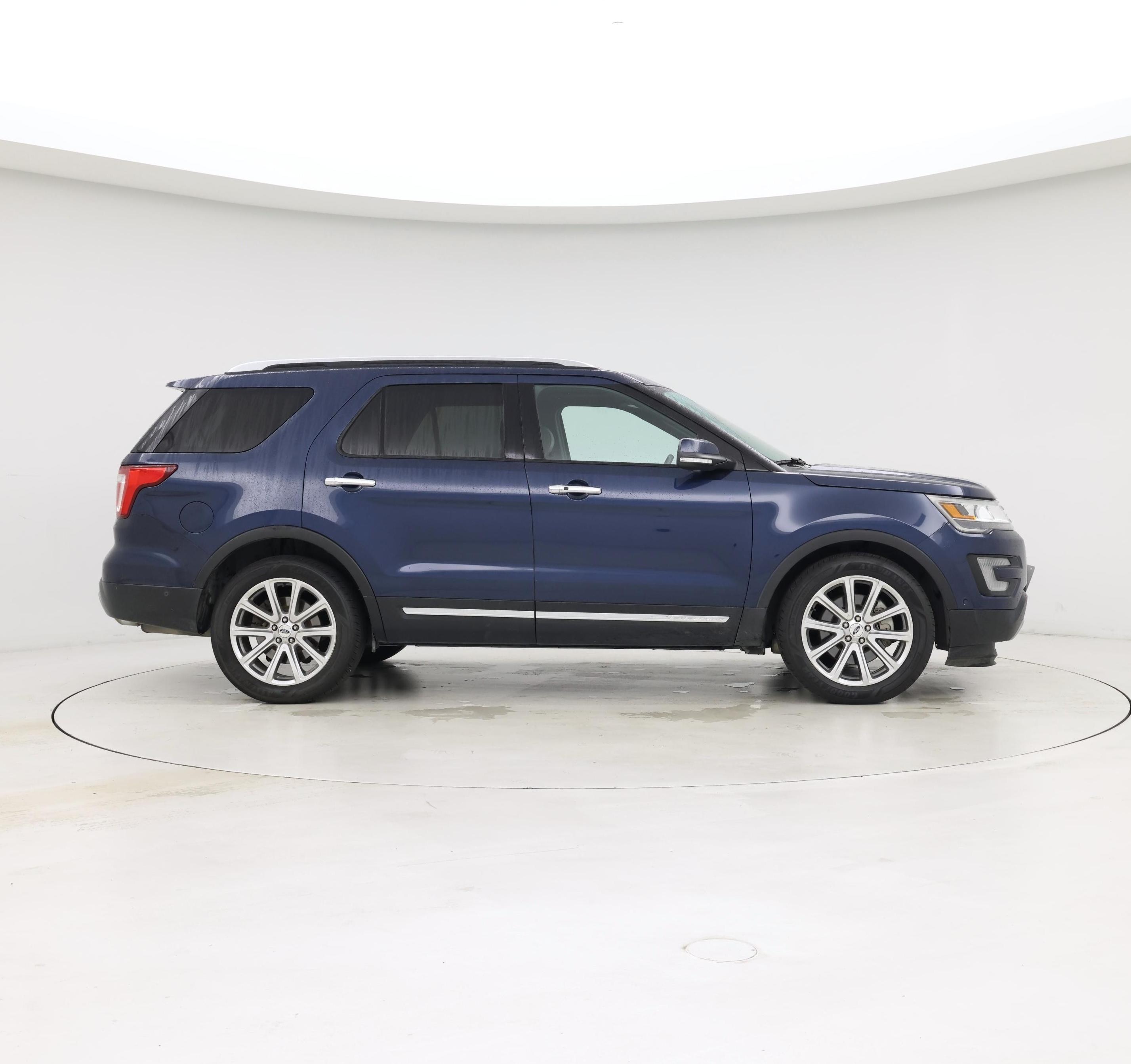 Thumbnail: 2017 Ford Explorer - 7