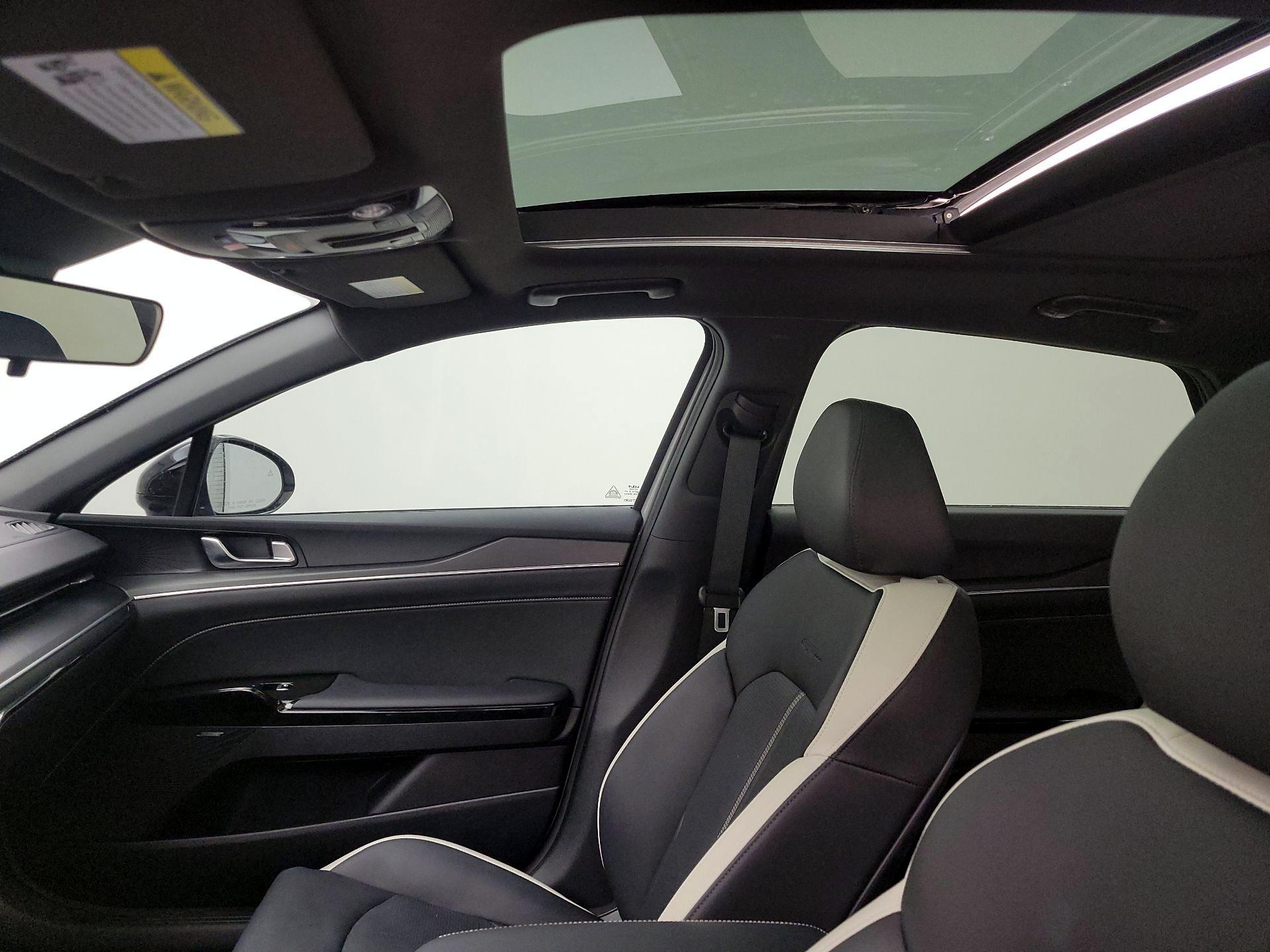 Thumbnail: 2025 Kia K5 - 20