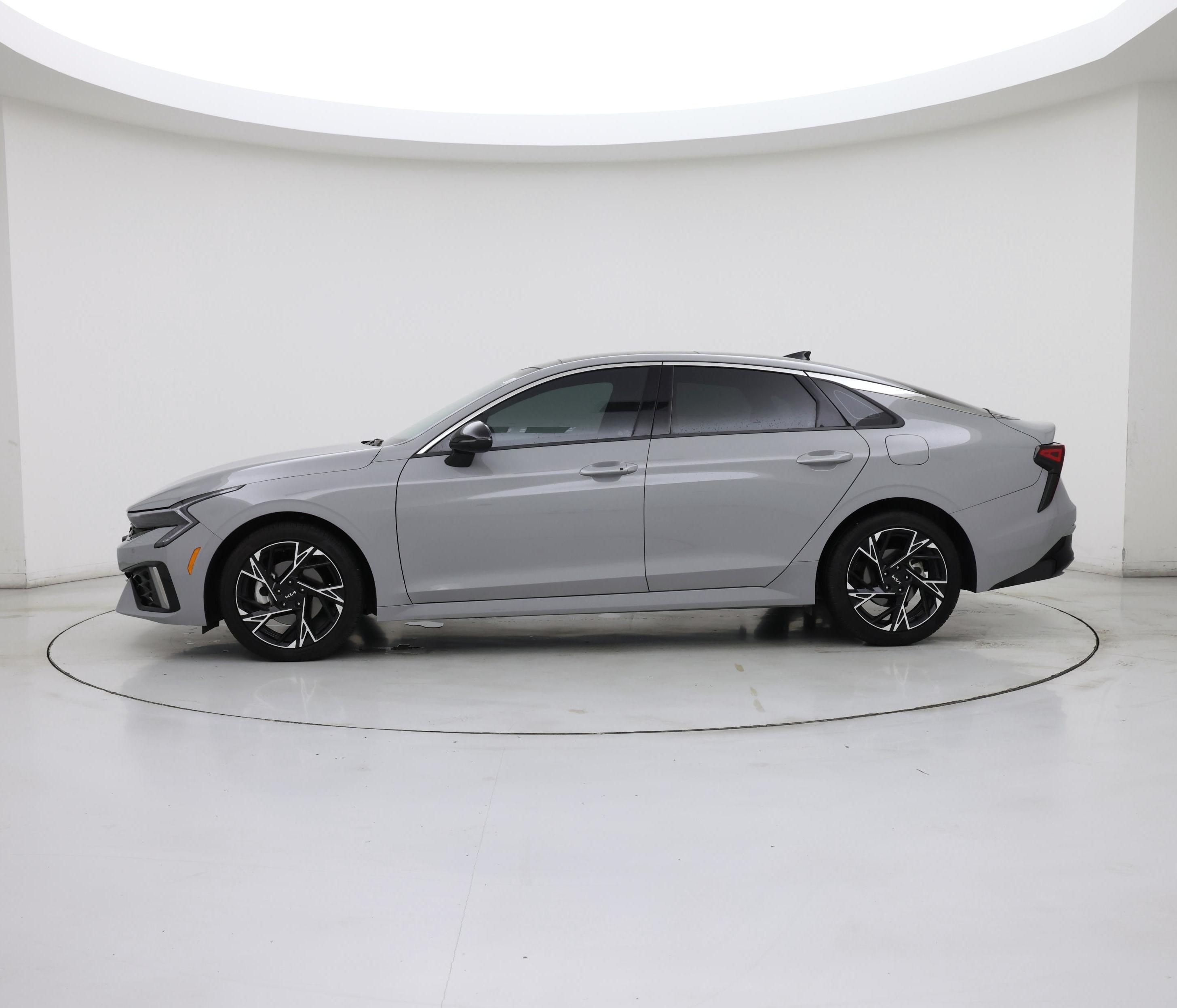 Thumbnail: 2025 Kia K5 - 3