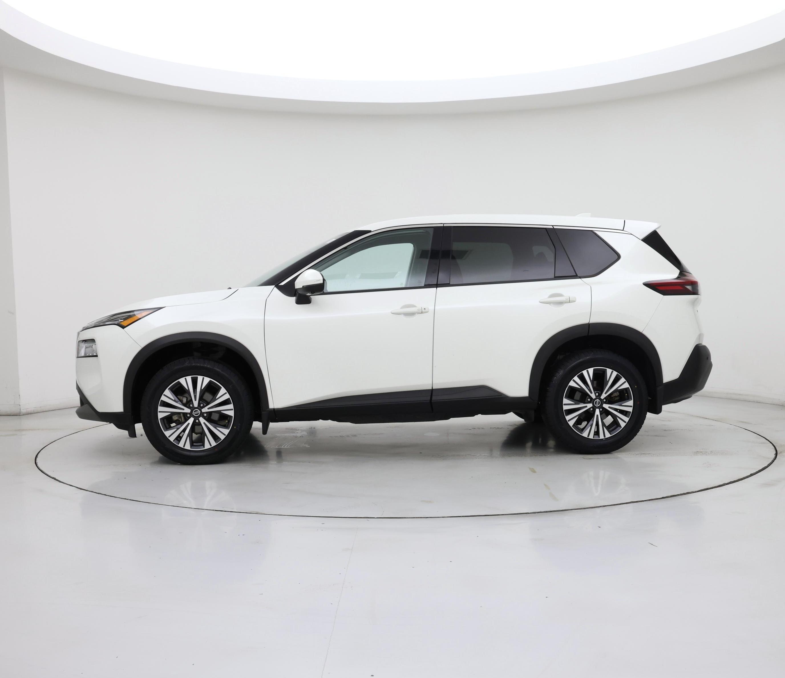 Thumbnail: 2021 Nissan Rogue - 3