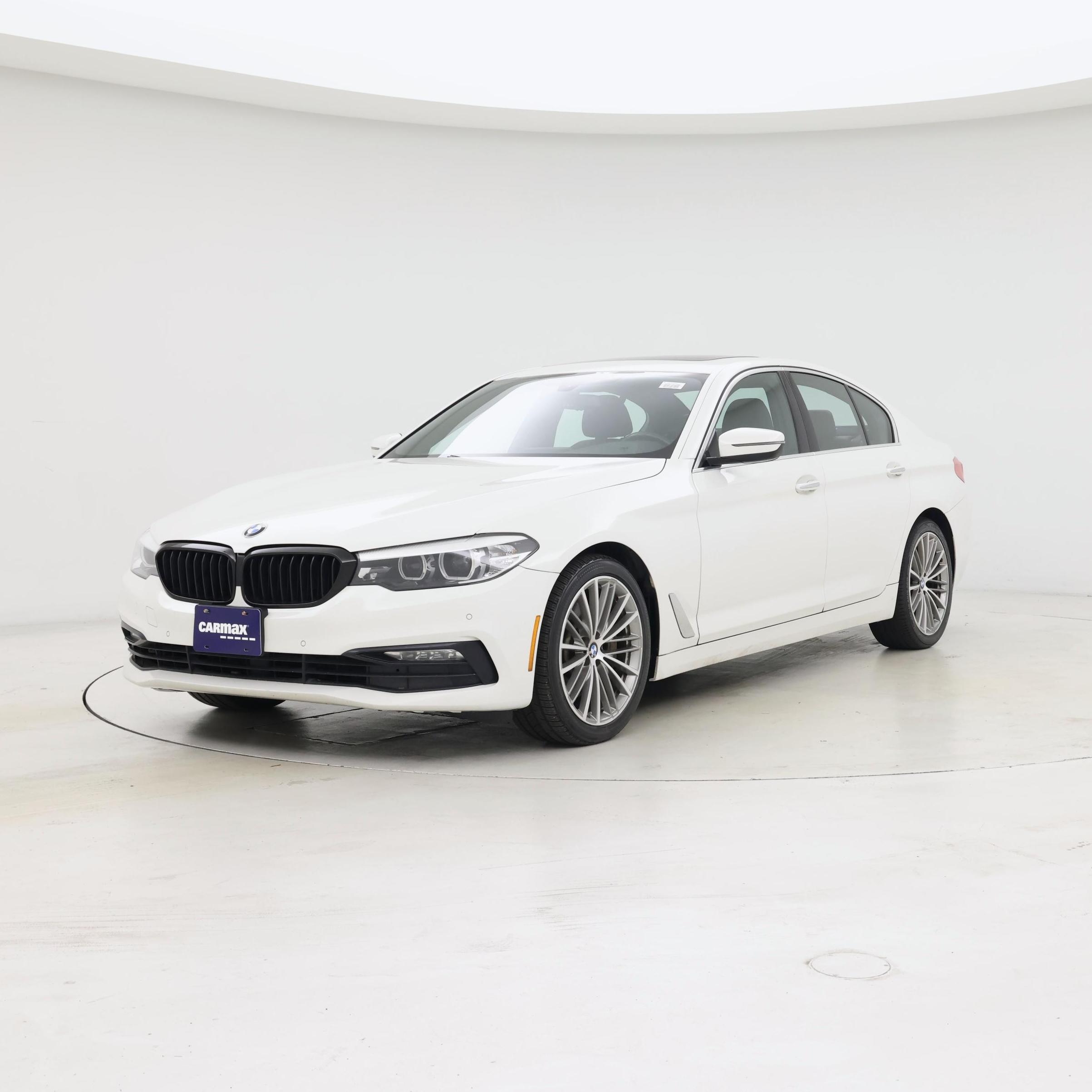 Thumbnail: 2017 BMW 5 Series - 4