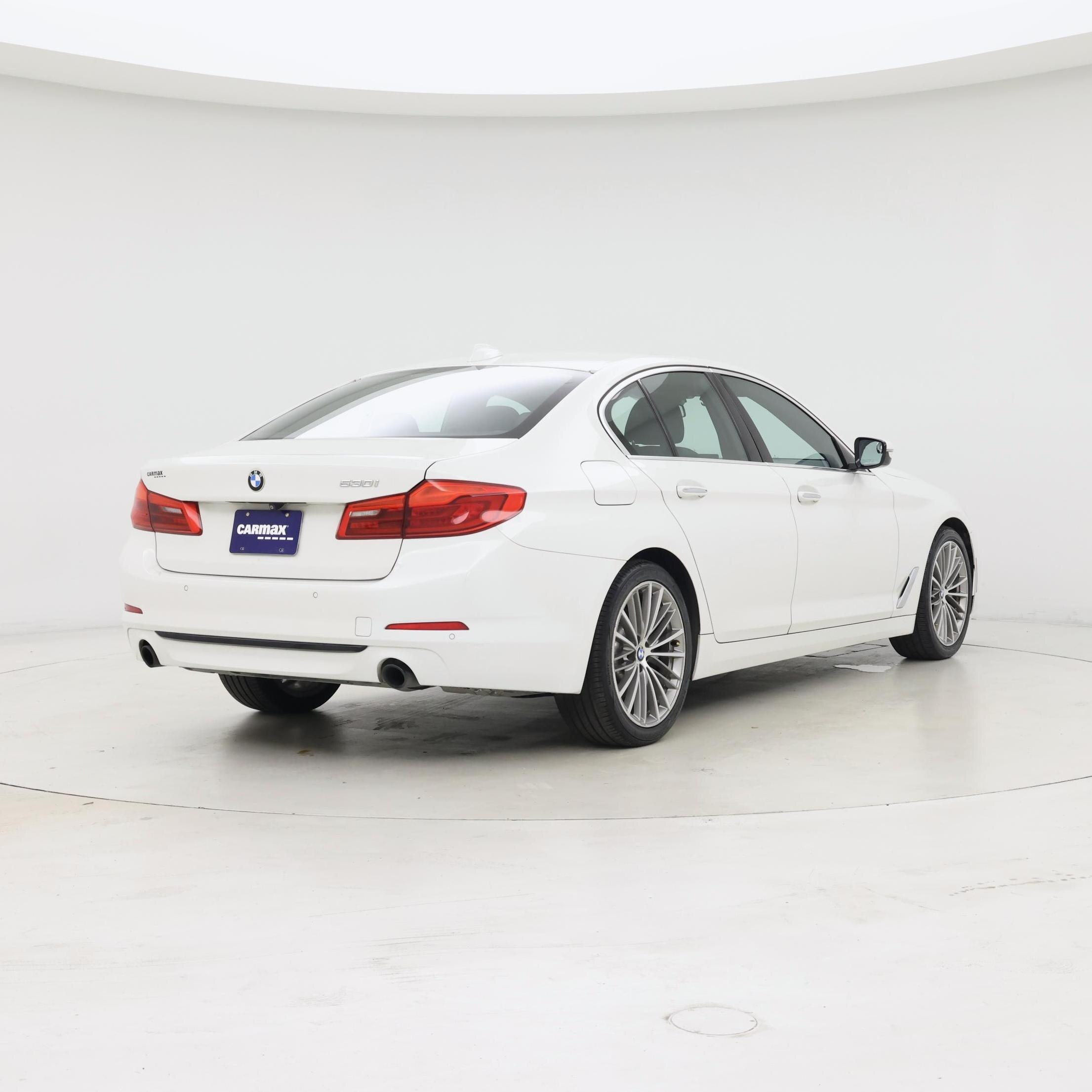 Thumbnail: 2017 BMW 5 Series - 8