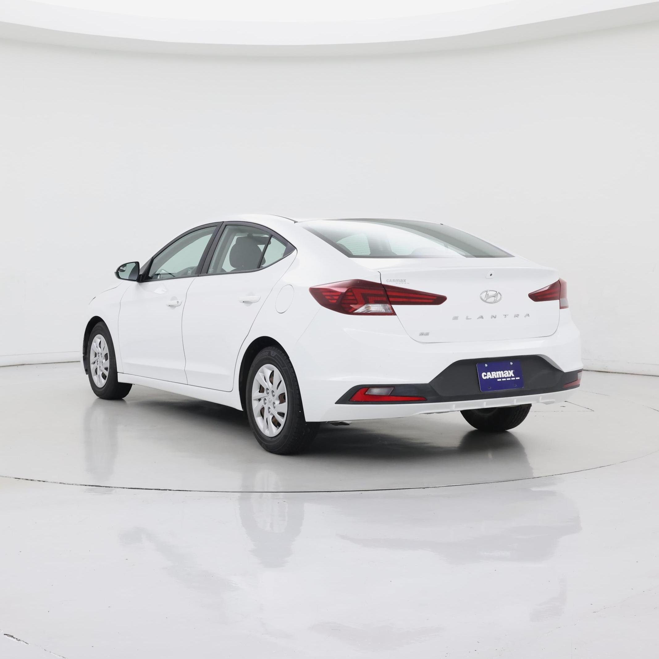 Thumbnail: 2019 Hyundai Elantra - 2