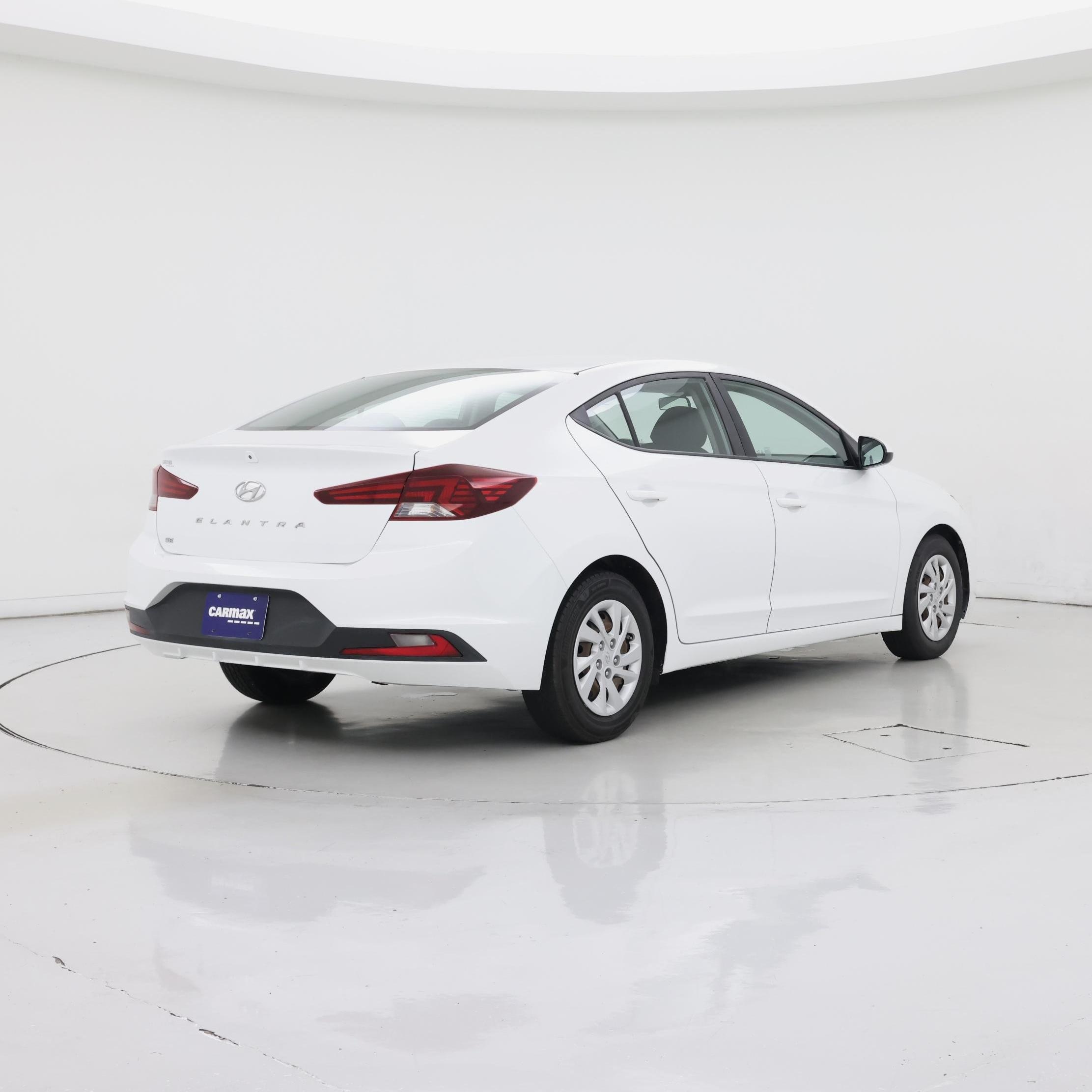 Thumbnail: 2019 Hyundai Elantra - 8