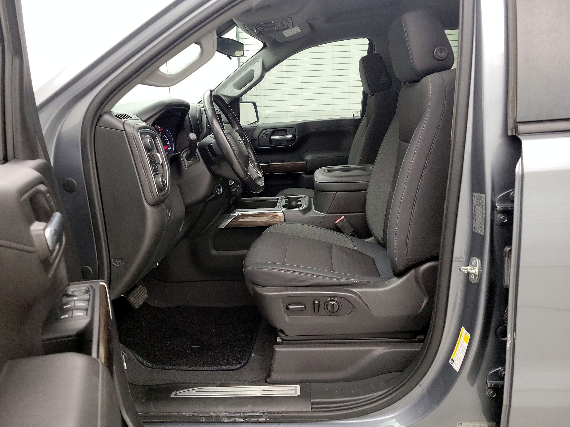 Thumbnail: 2019 Chevrolet Silverado 1500 - 11